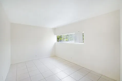 100 Southeast 21st Street Fort Lauderdale FL 33316