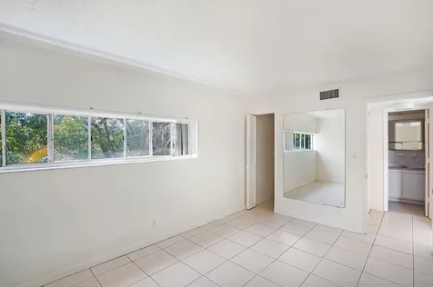 100 Southeast 21st Street Fort Lauderdale FL 33316