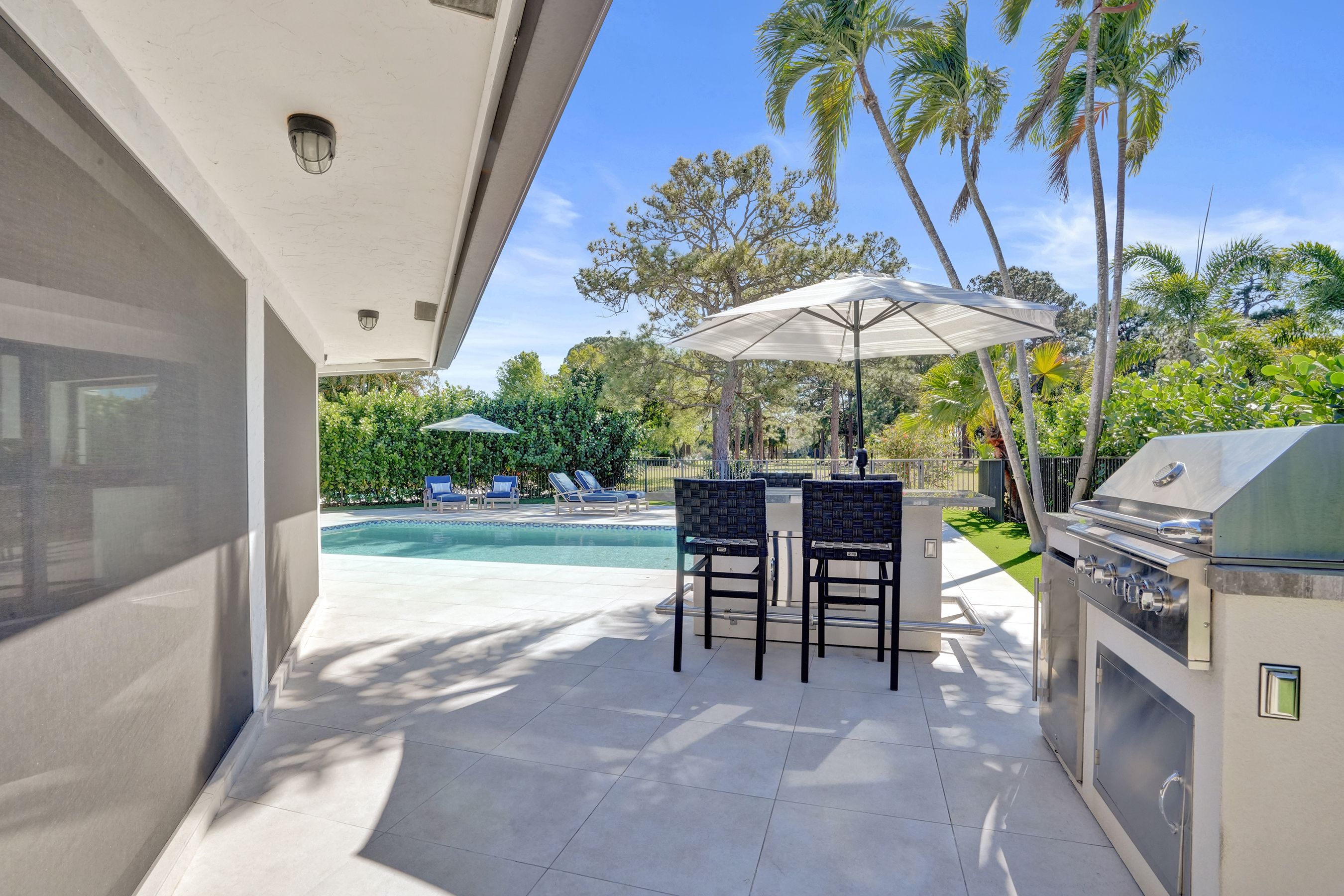 614 W Lakewoode Circle Delray Beach FL 33445