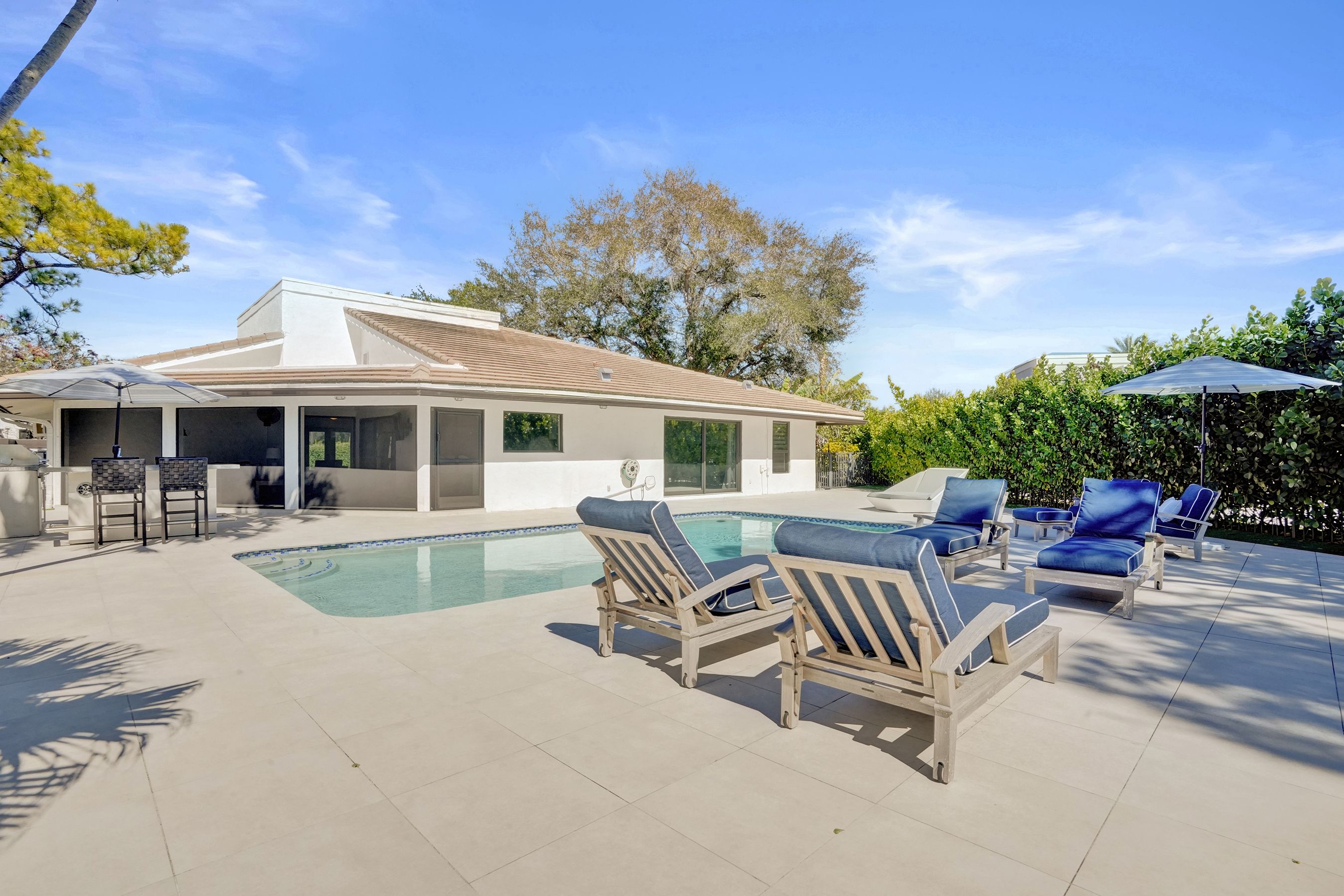 614 W Lakewoode Circle Delray Beach FL 33445
