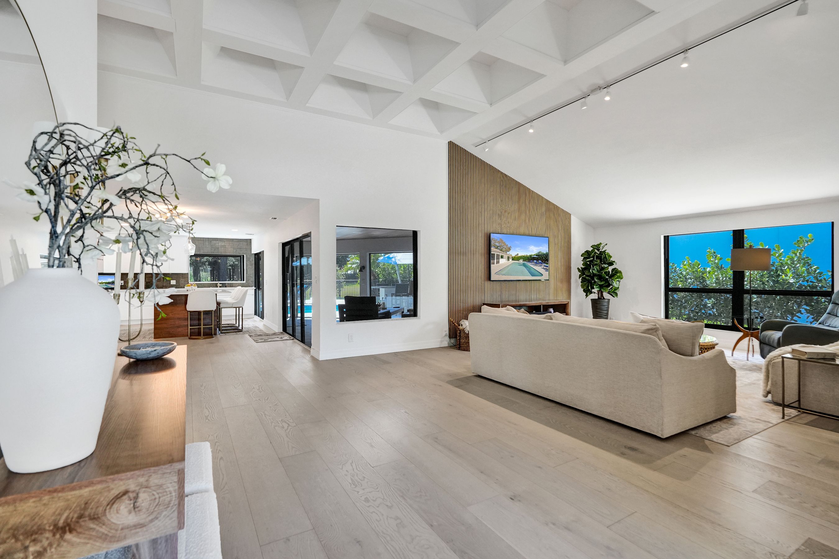 614 W Lakewoode Circle Delray Beach FL 33445