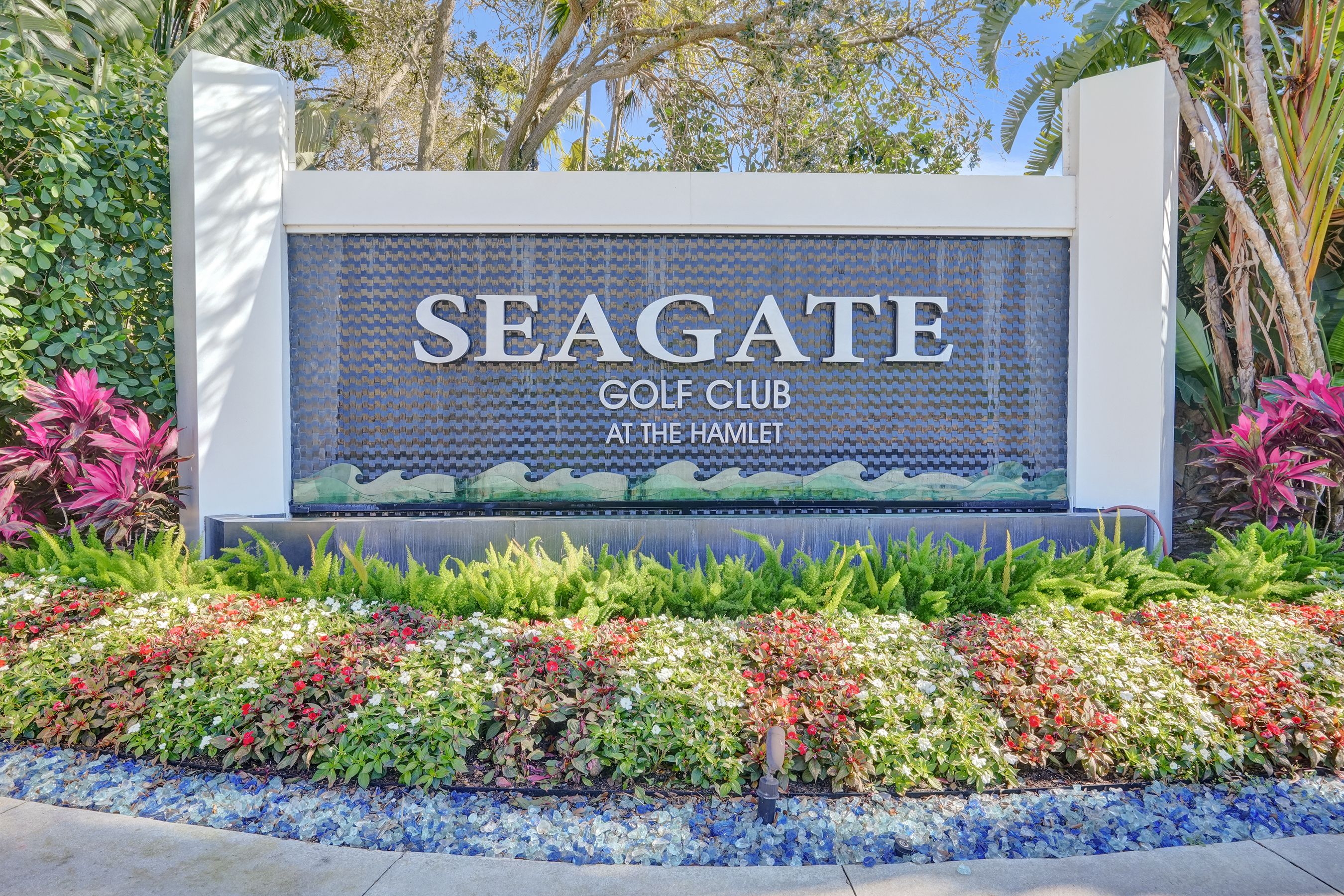 614 W Lakewoode Circle Delray Beach FL 33445