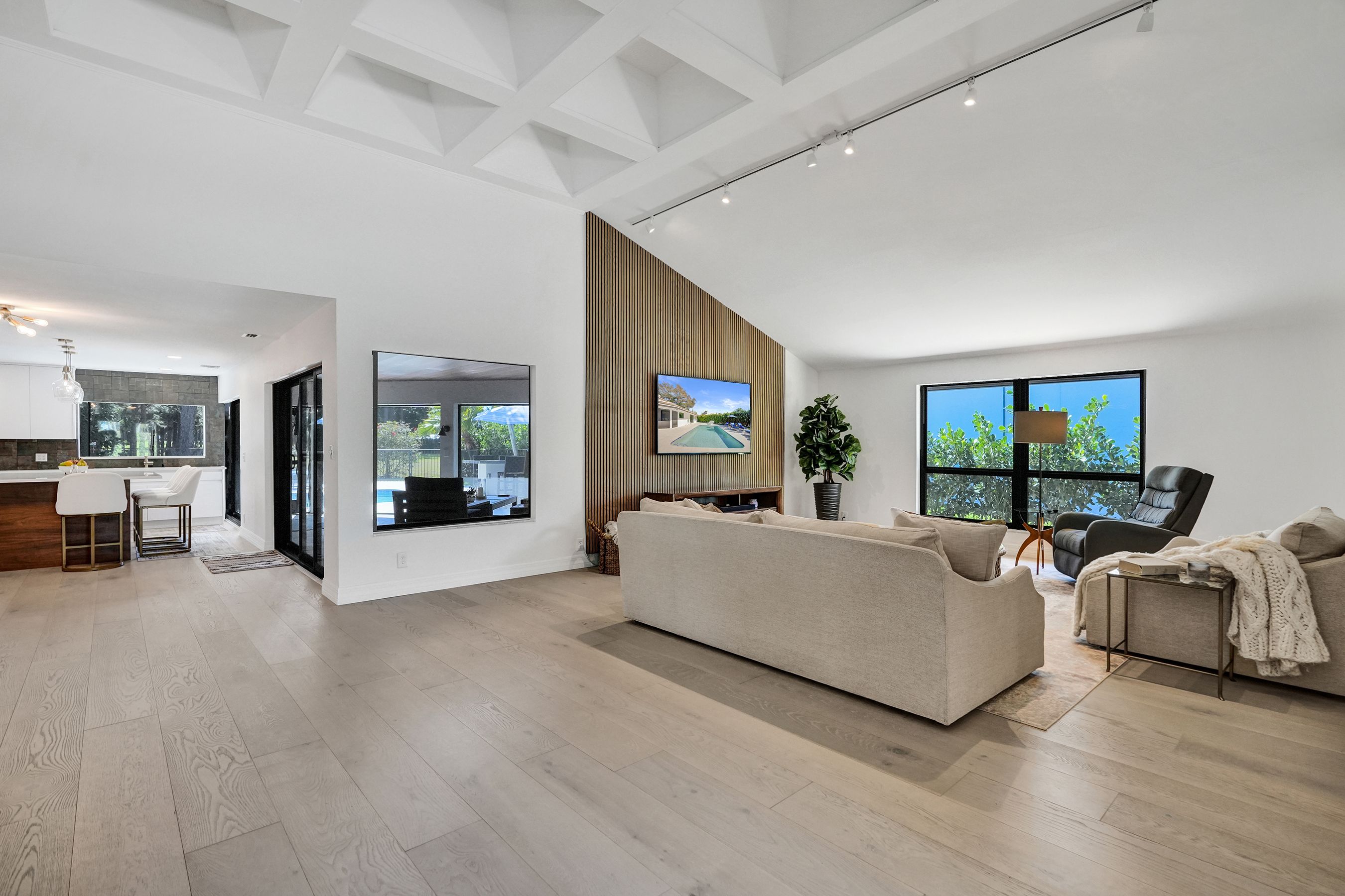 614 W Lakewoode Circle Delray Beach FL 33445