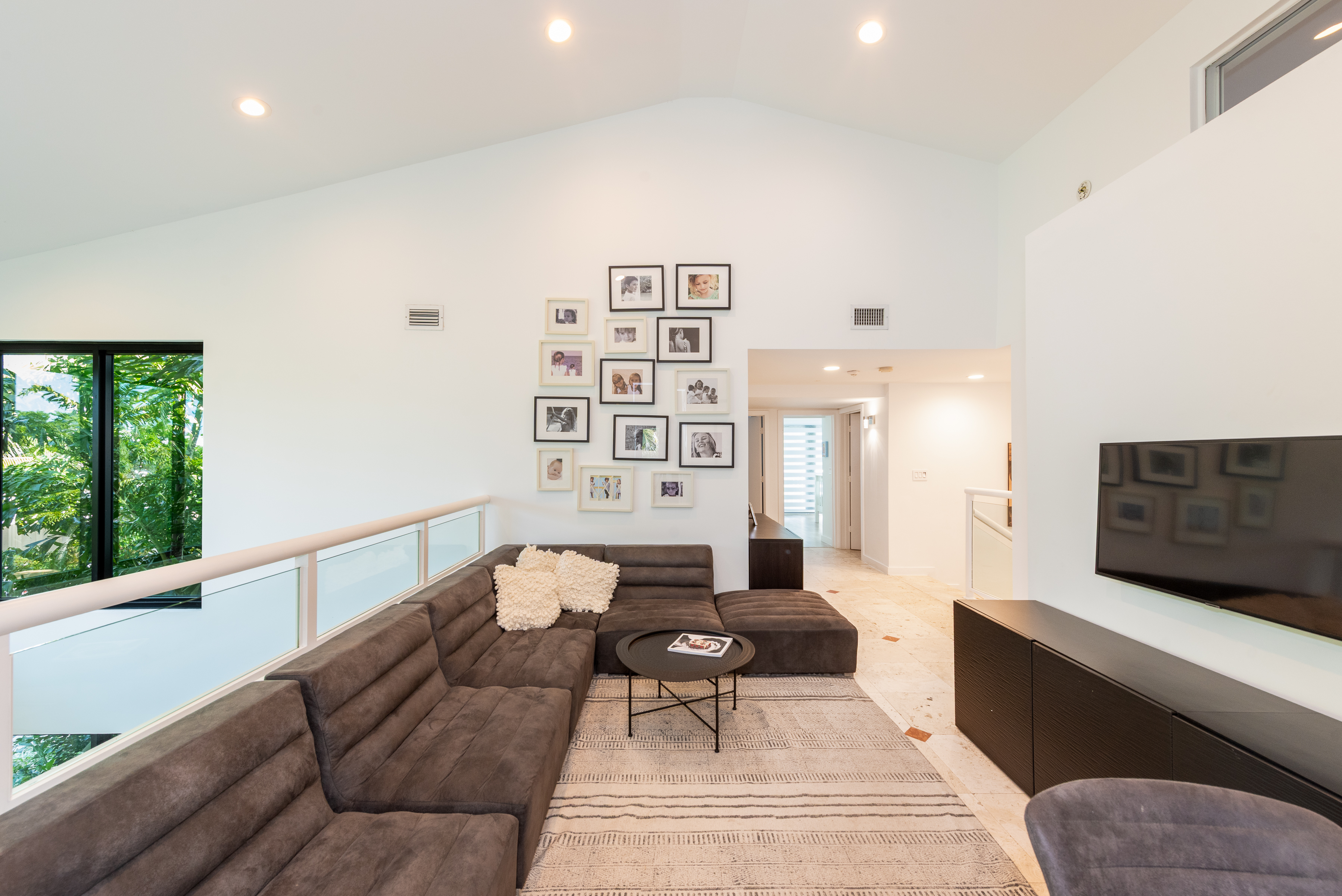 650 Curtiswood Drive Key Biscayne FL 33149