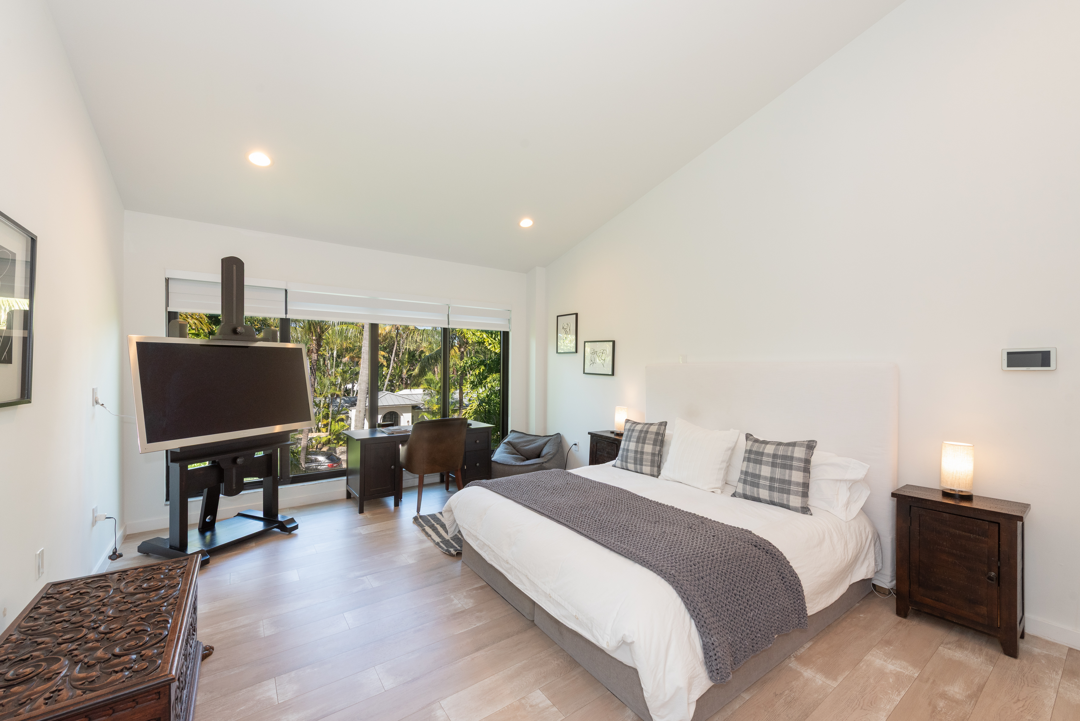 650 Curtiswood Drive Key Biscayne FL 33149