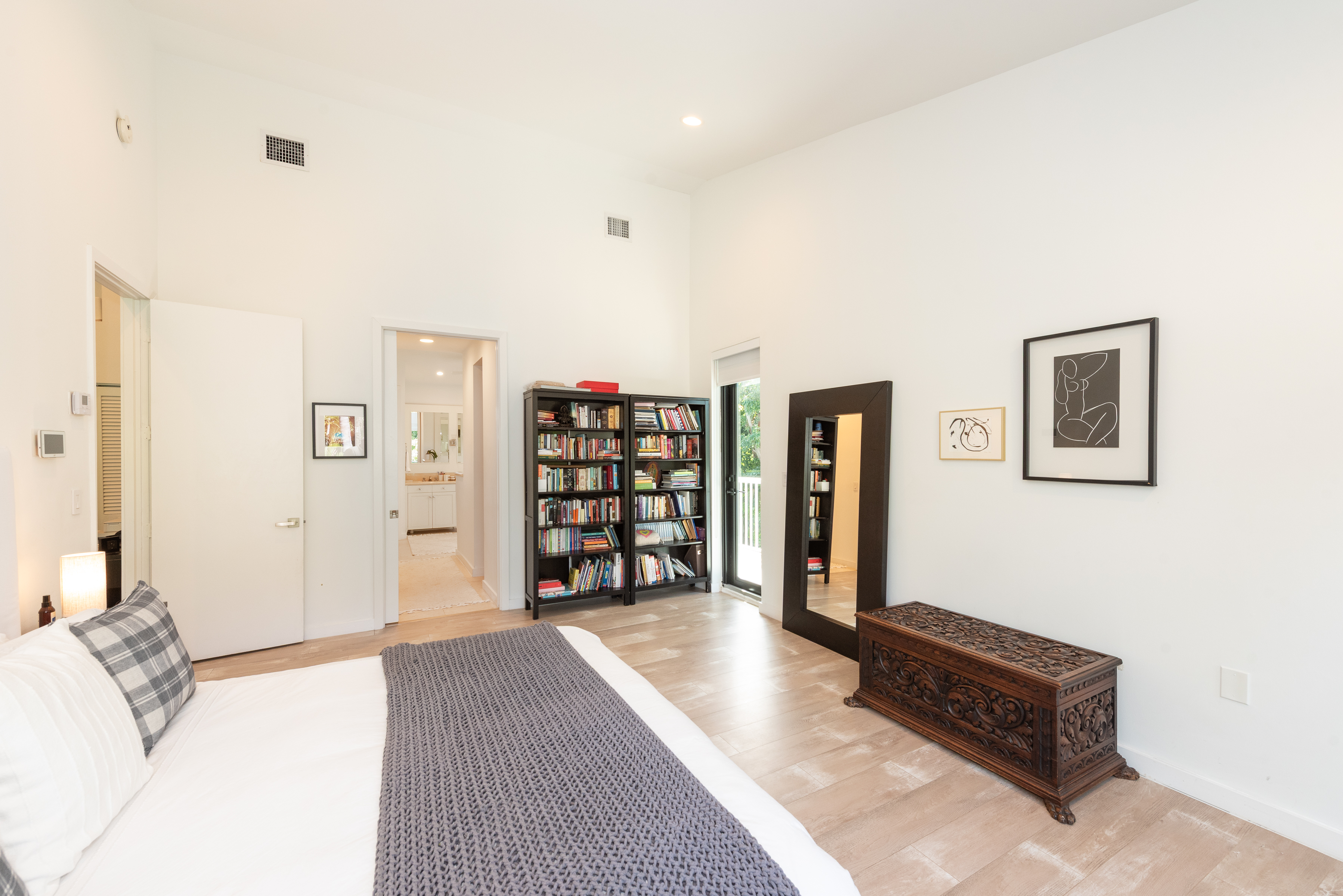 650 Curtiswood Drive Key Biscayne FL 33149