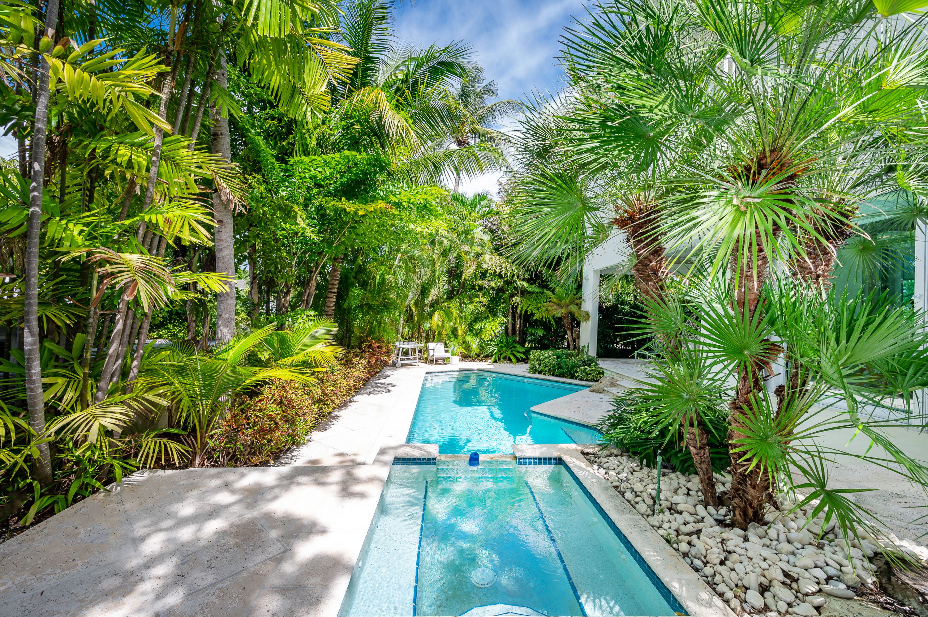 650 Curtiswood Drive Key Biscayne FL 33149