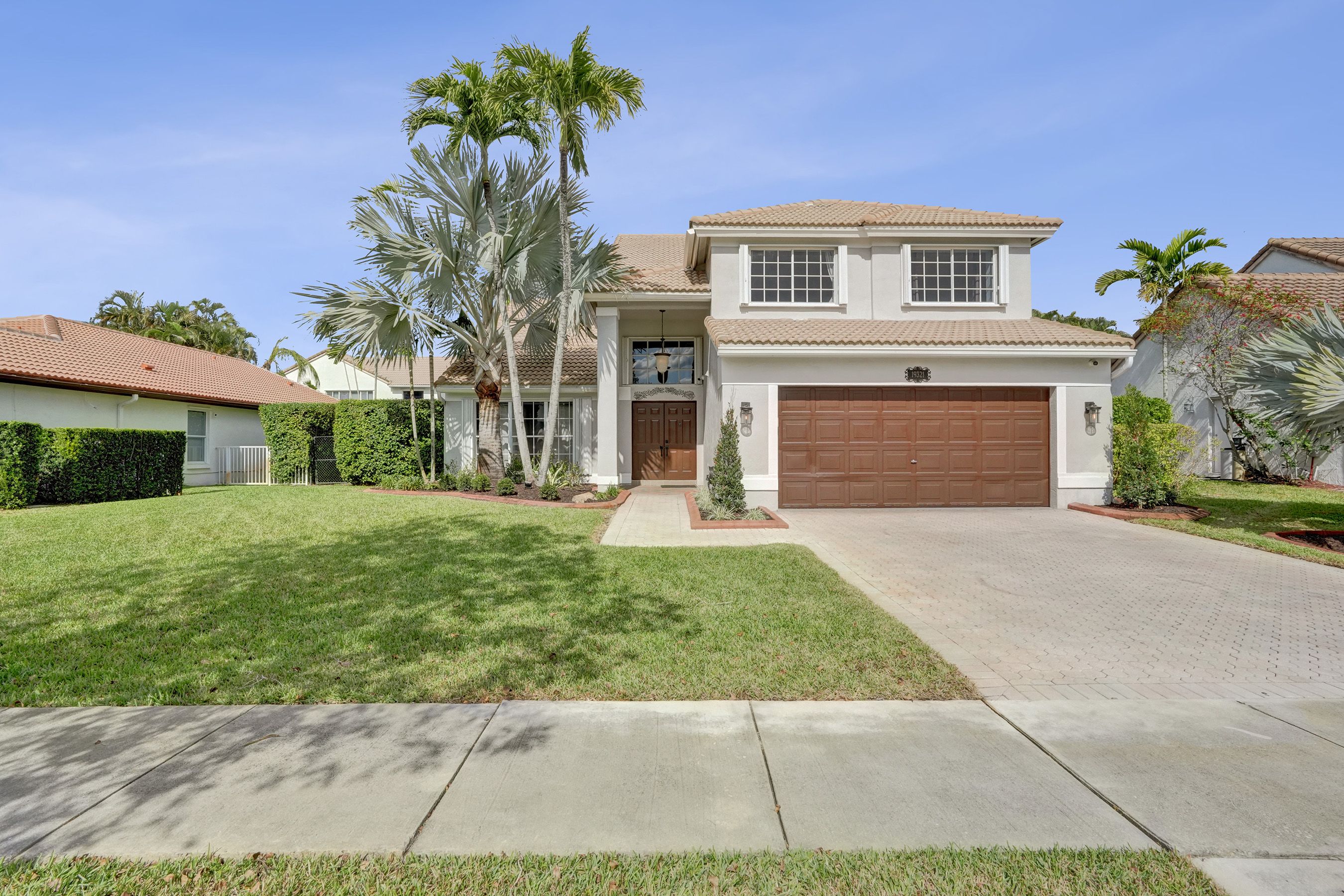 19321 NW 10th Street Pembroke Pines FL 33029