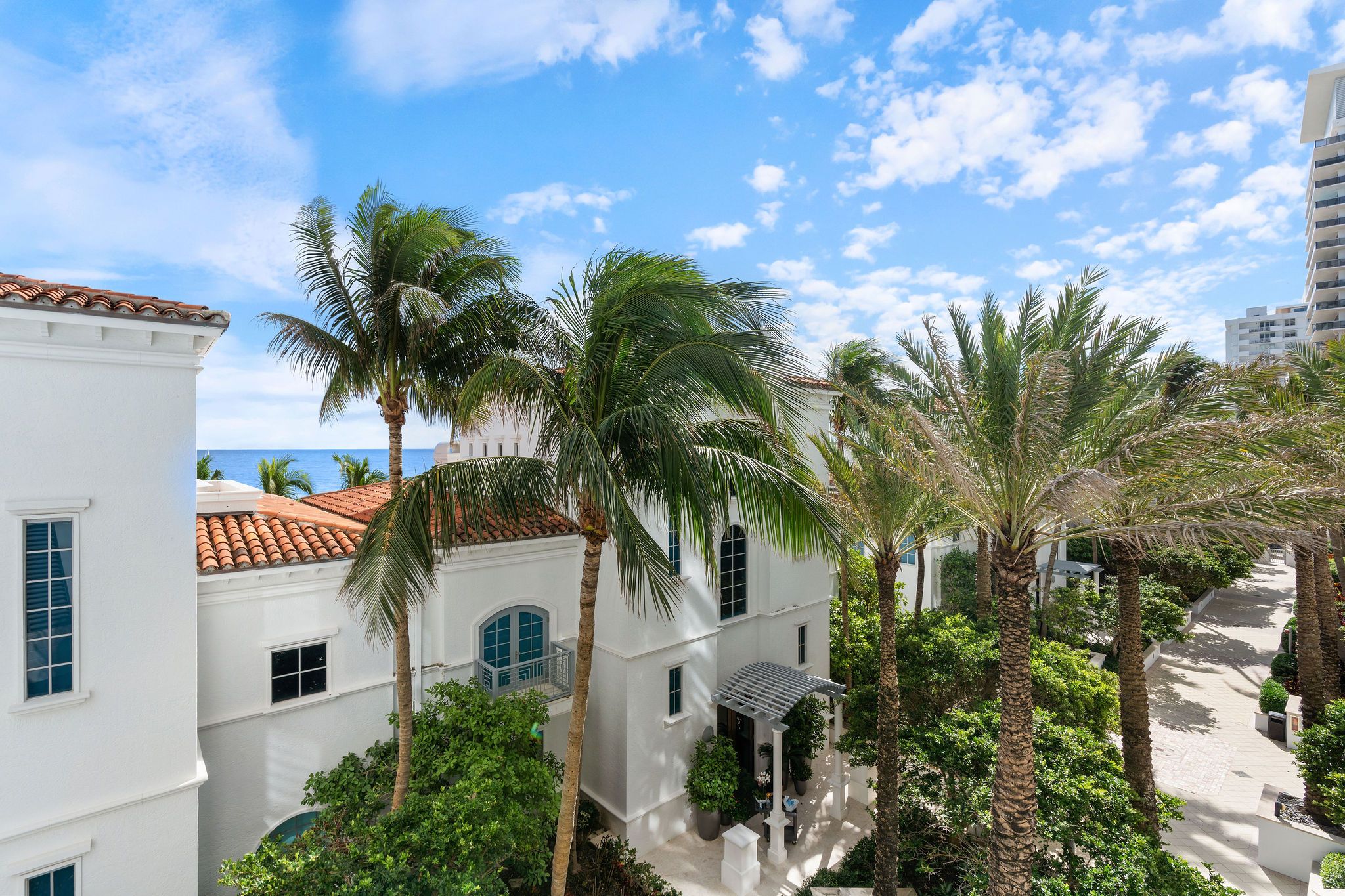 5959 Collins Avenue Miami Beach FL 33140