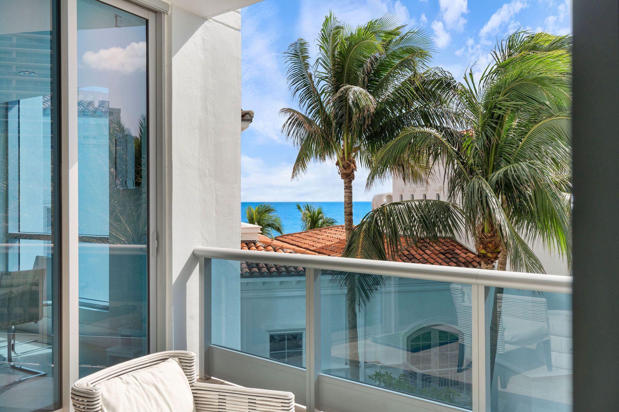 5959 Collins Avenue Miami Beach FL 33140