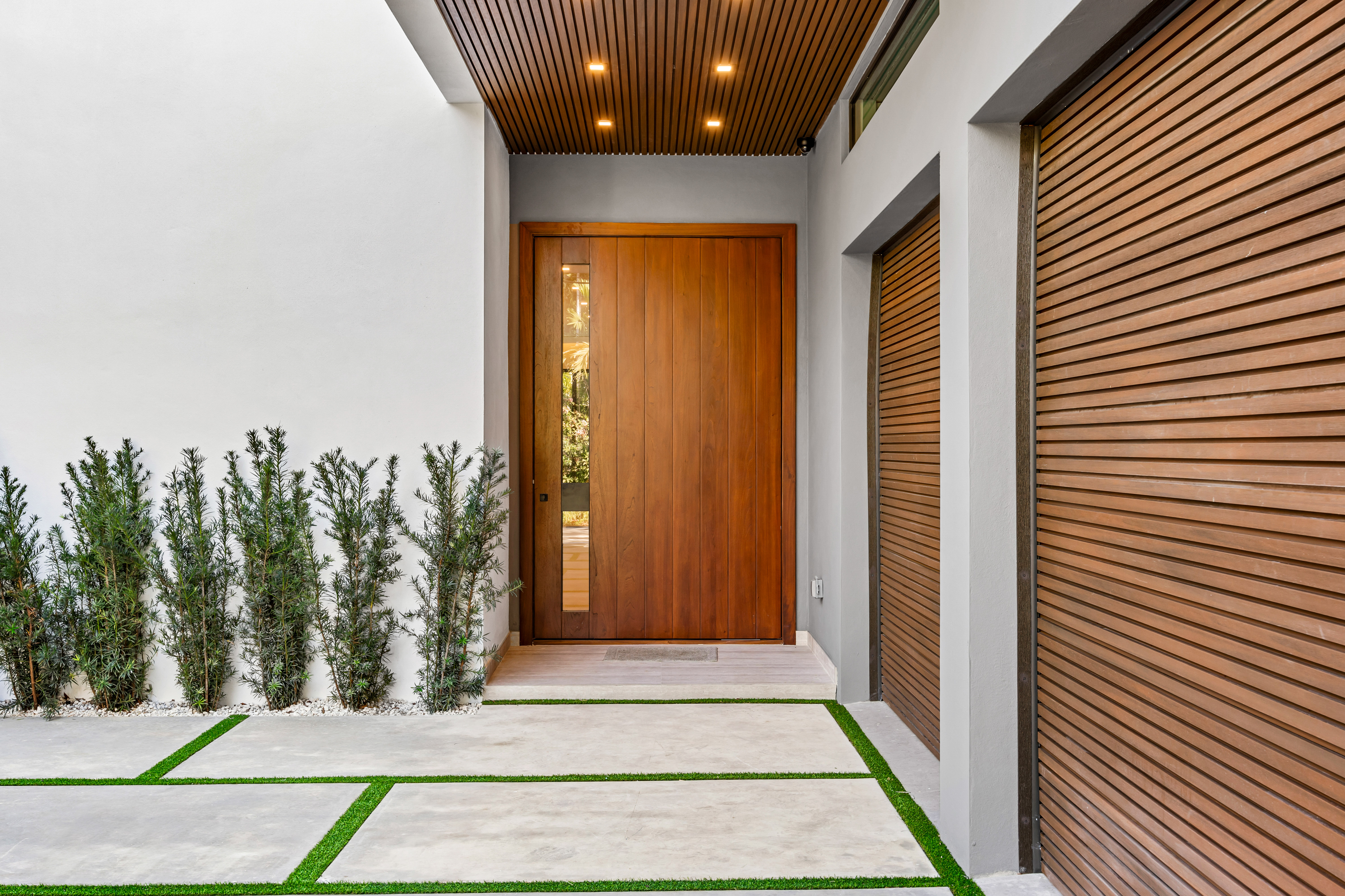 2805 Freeman Street Miami FL 33133