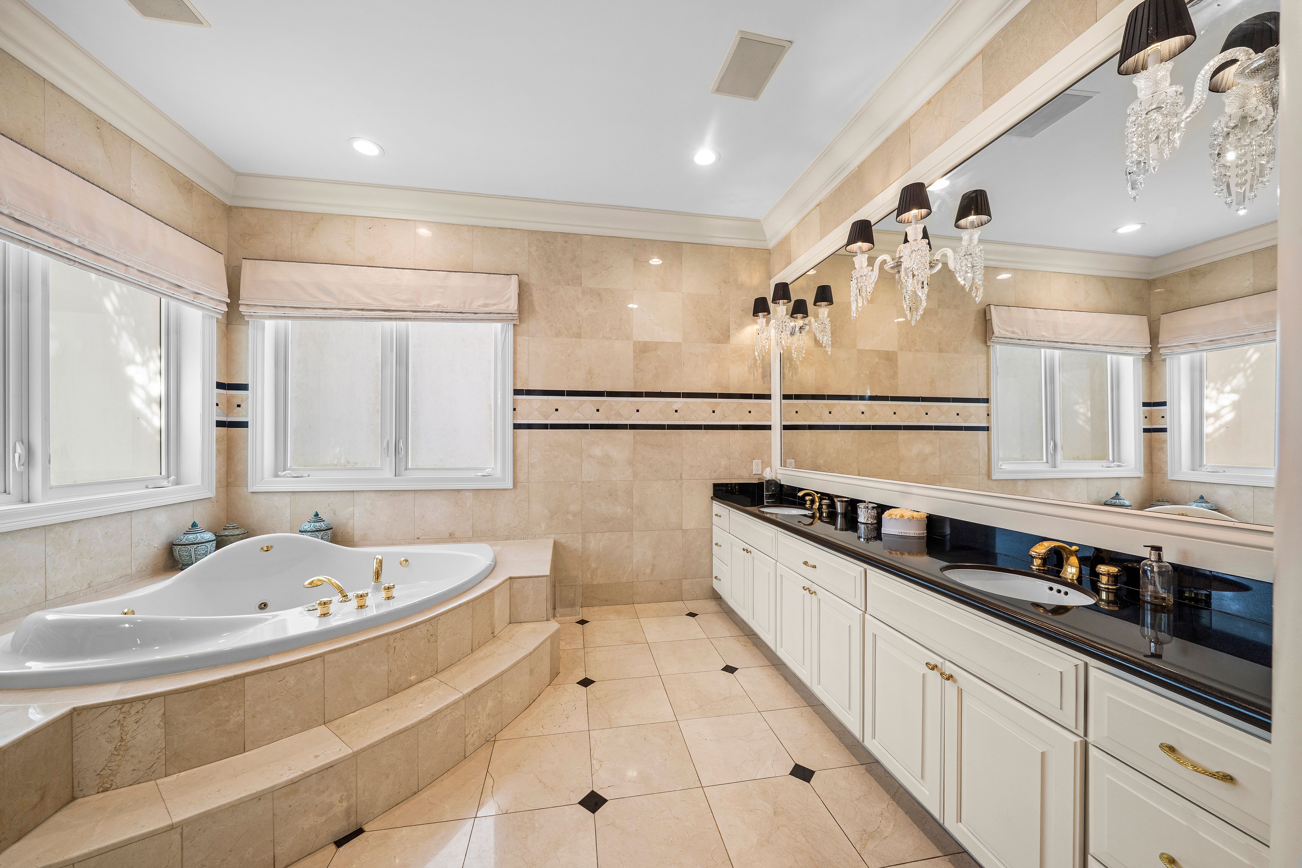 8400 SW 52nd Avenue Miami FL 33143
