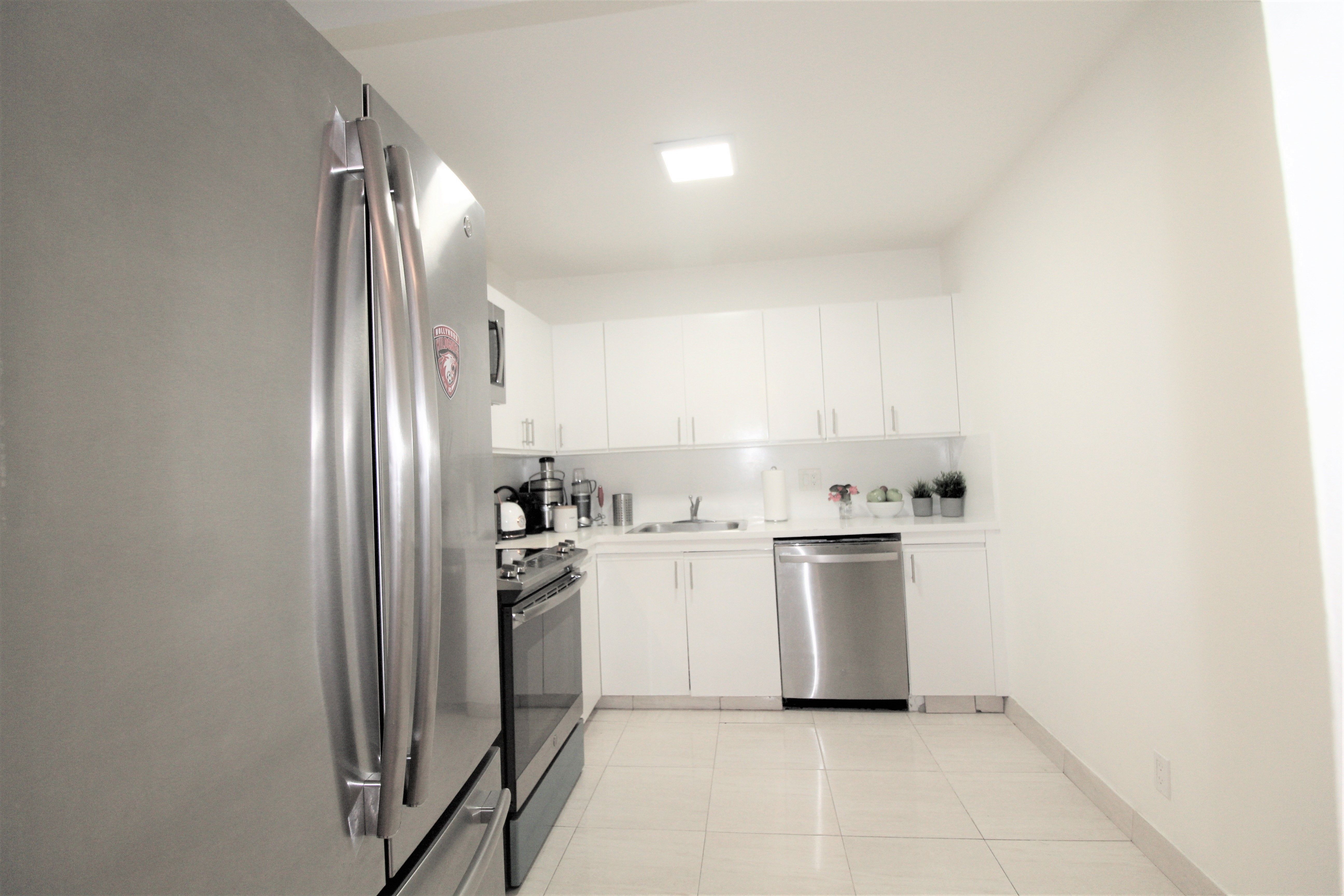2500 Parkview Drive Hallandale Beach FL 33009