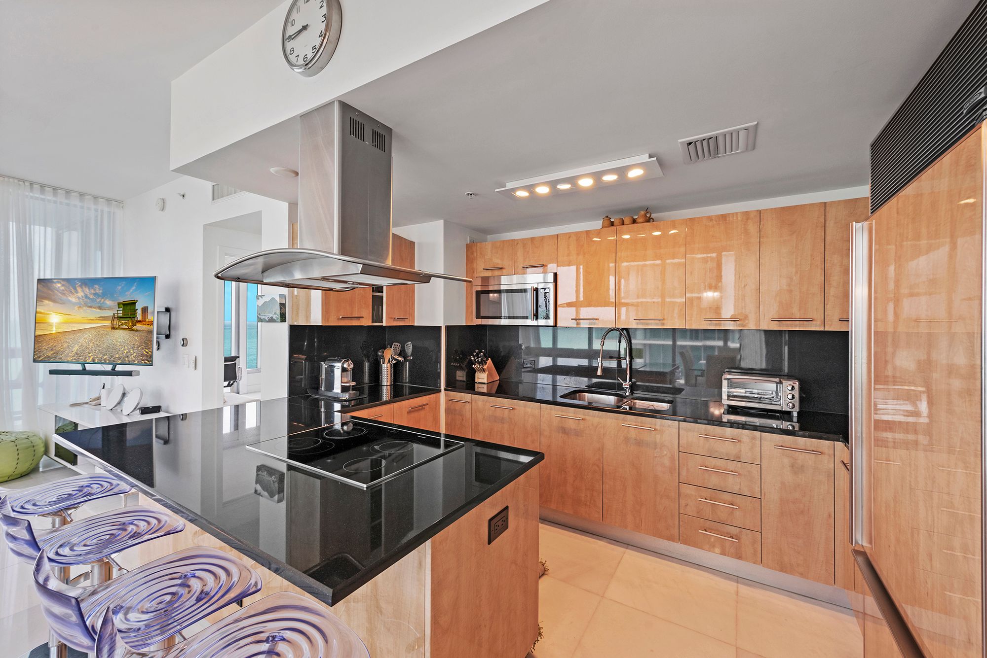 6899 Collins Avenue Miami Beach FL 33141