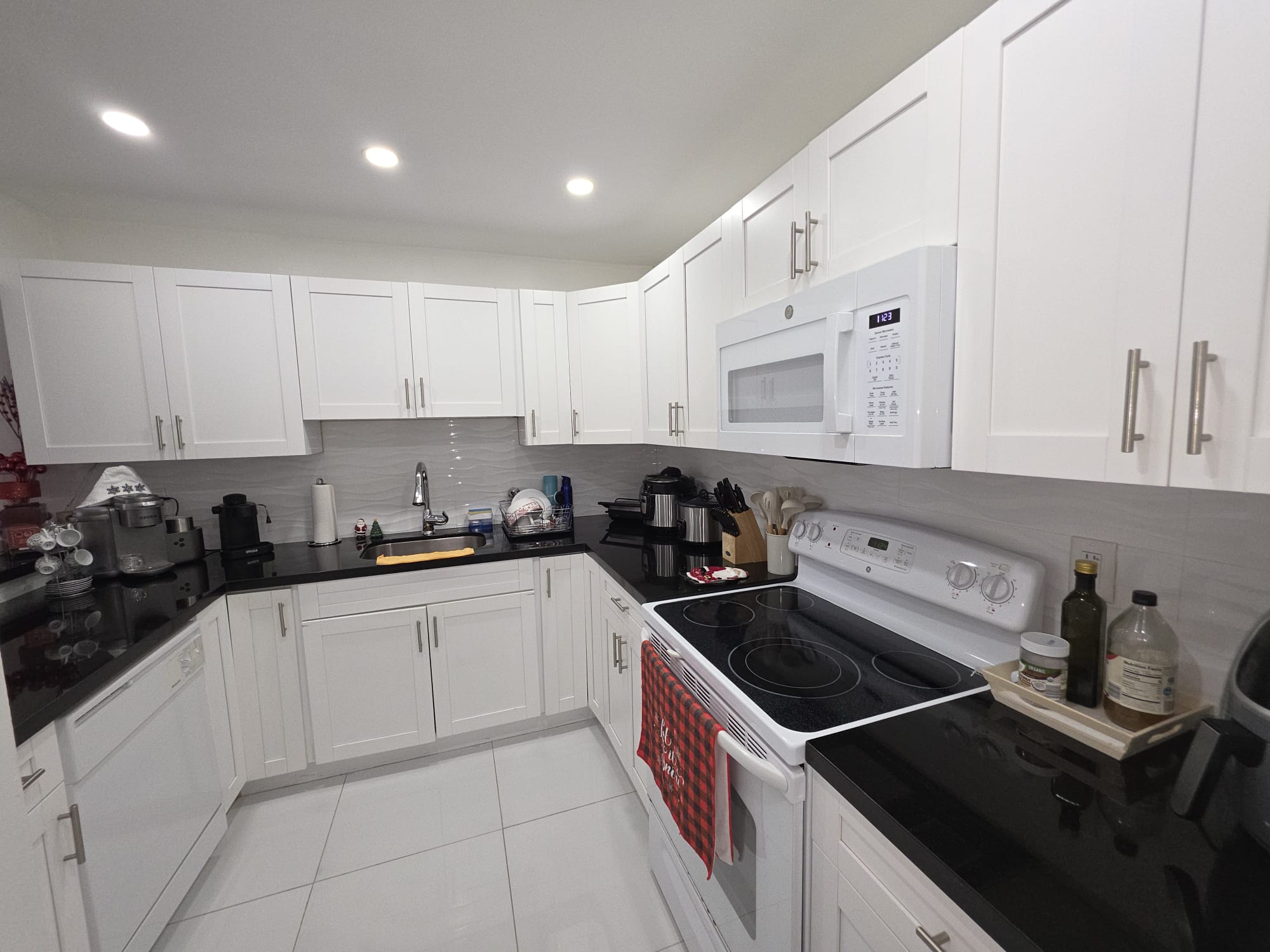 6970 NW 186th Street Hialeah FL 33015