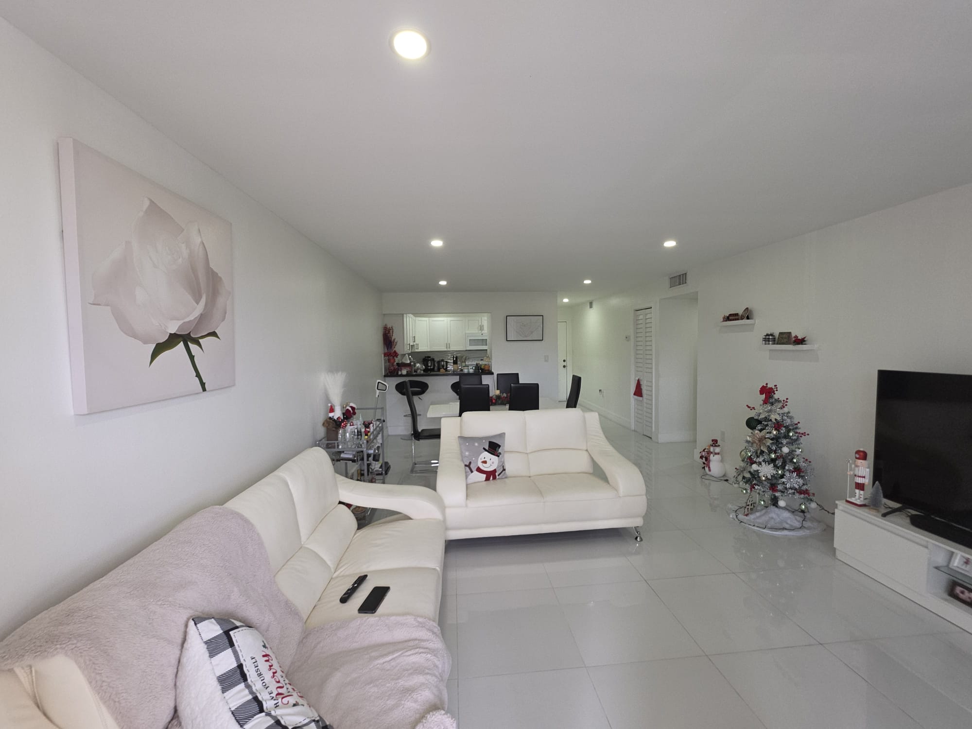 6970 NW 186th Street Hialeah FL 33015