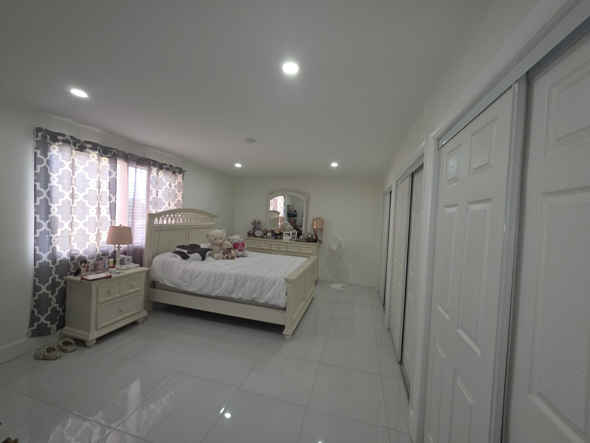 6970 NW 186th Street Hialeah FL 33015