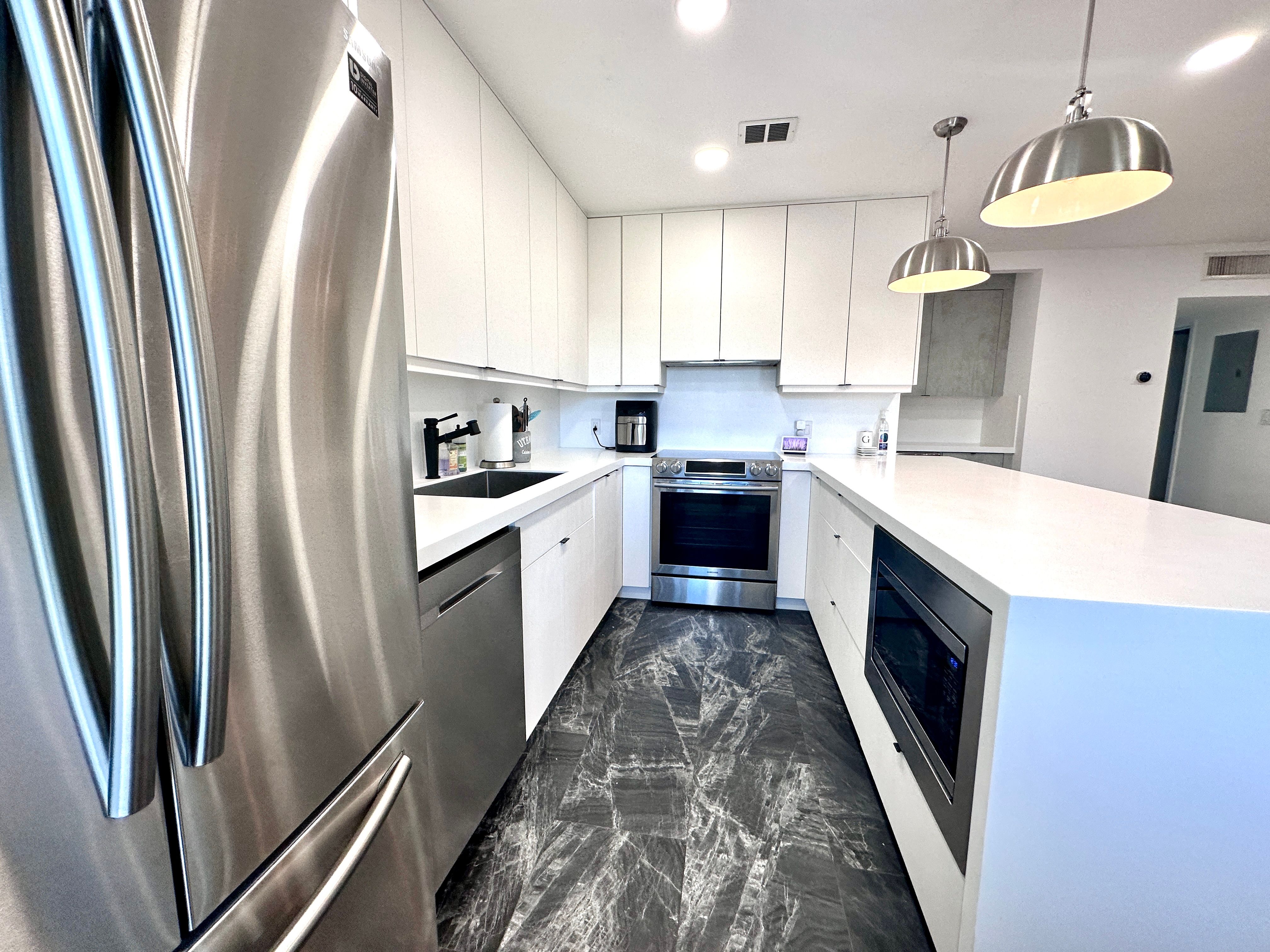 1451 N 12th Court Hollywood FL 33019