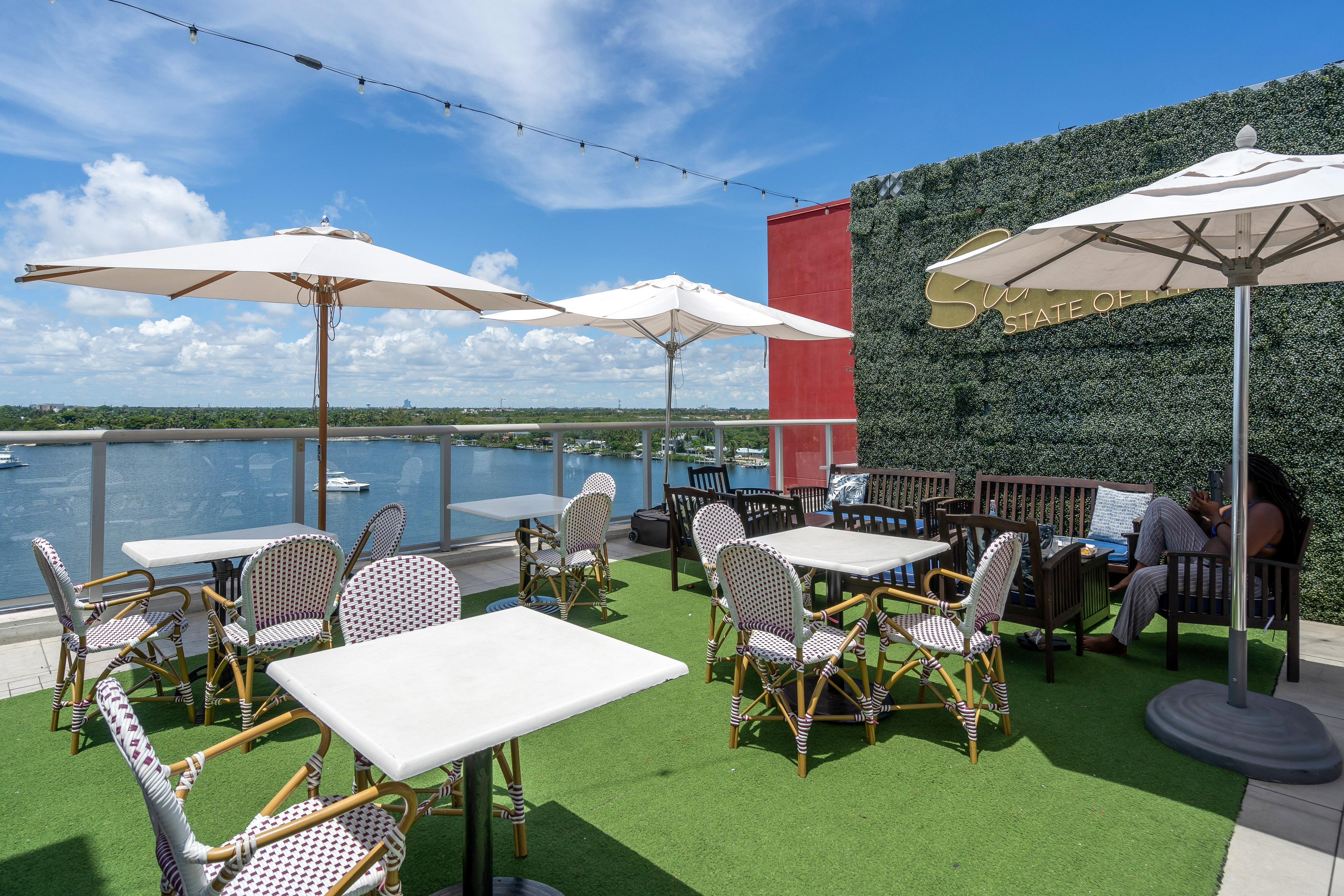 777 N Ocean Drive Hollywood FL 33019