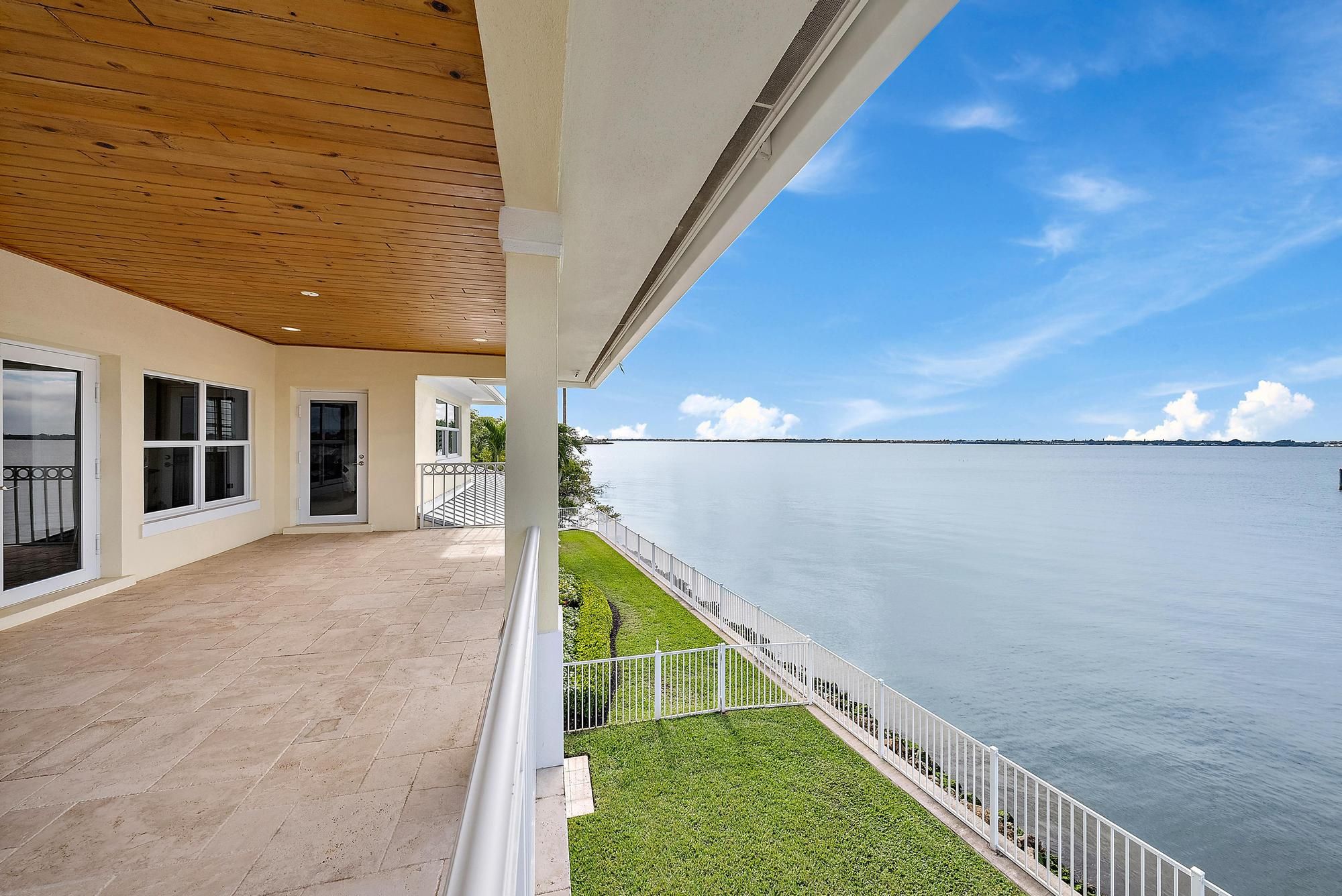 4105 NE Rigels Cove Way Jensen Beach FL 34957