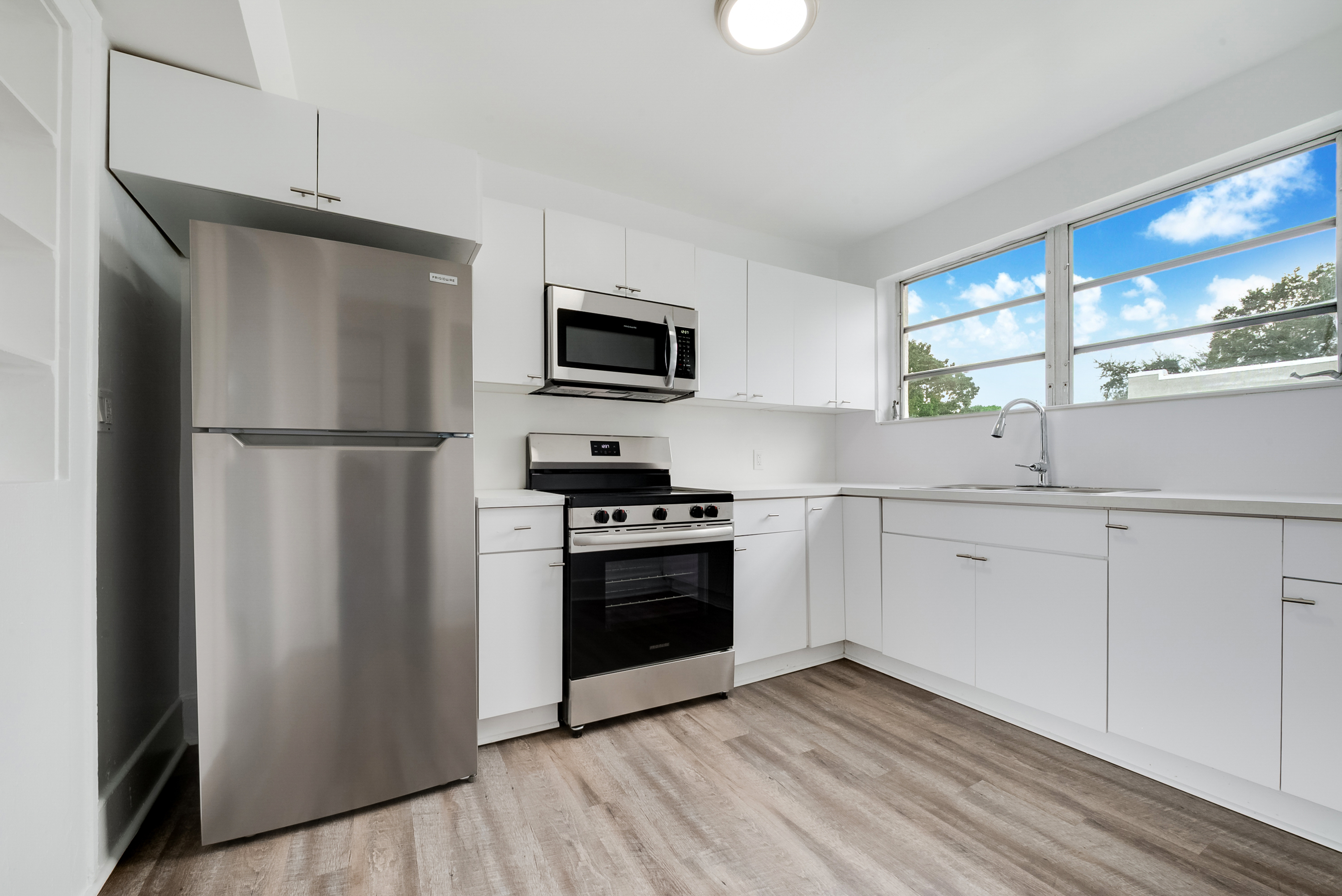 1736 SW 9th Street Miami FL 33135