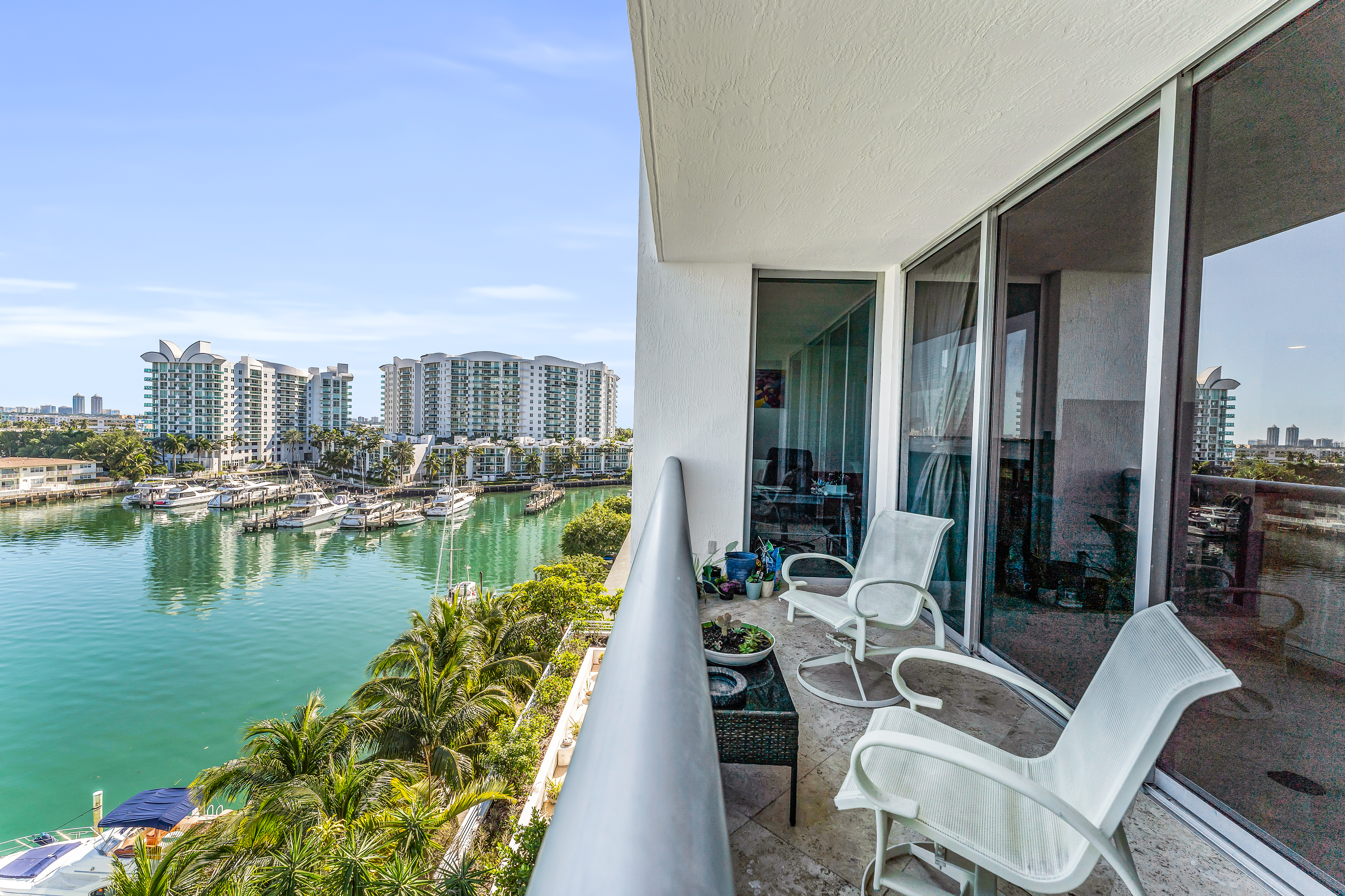7929 West Drive North Bay Village FL 33141
