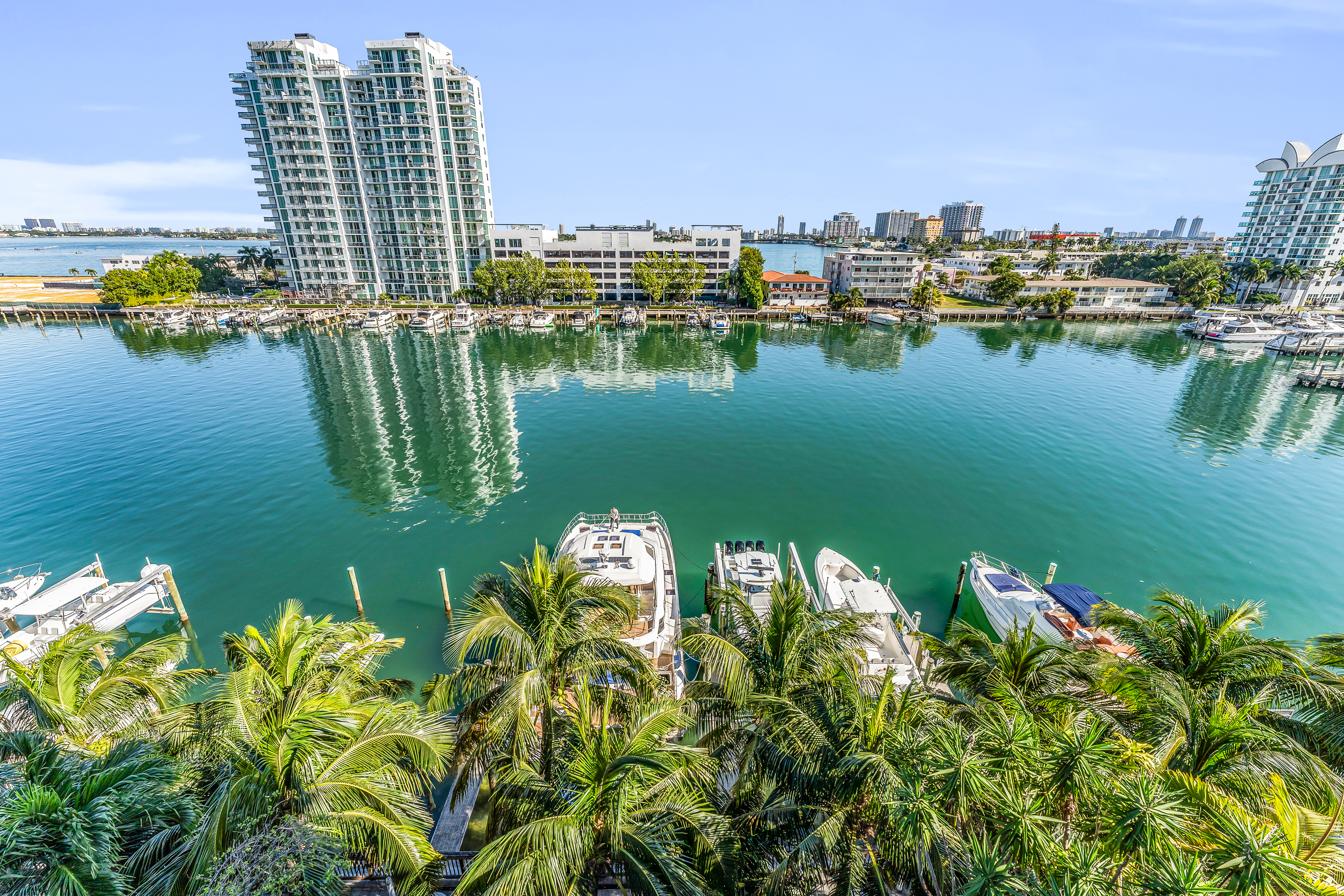 7929 West Drive North Bay Village FL 33141
