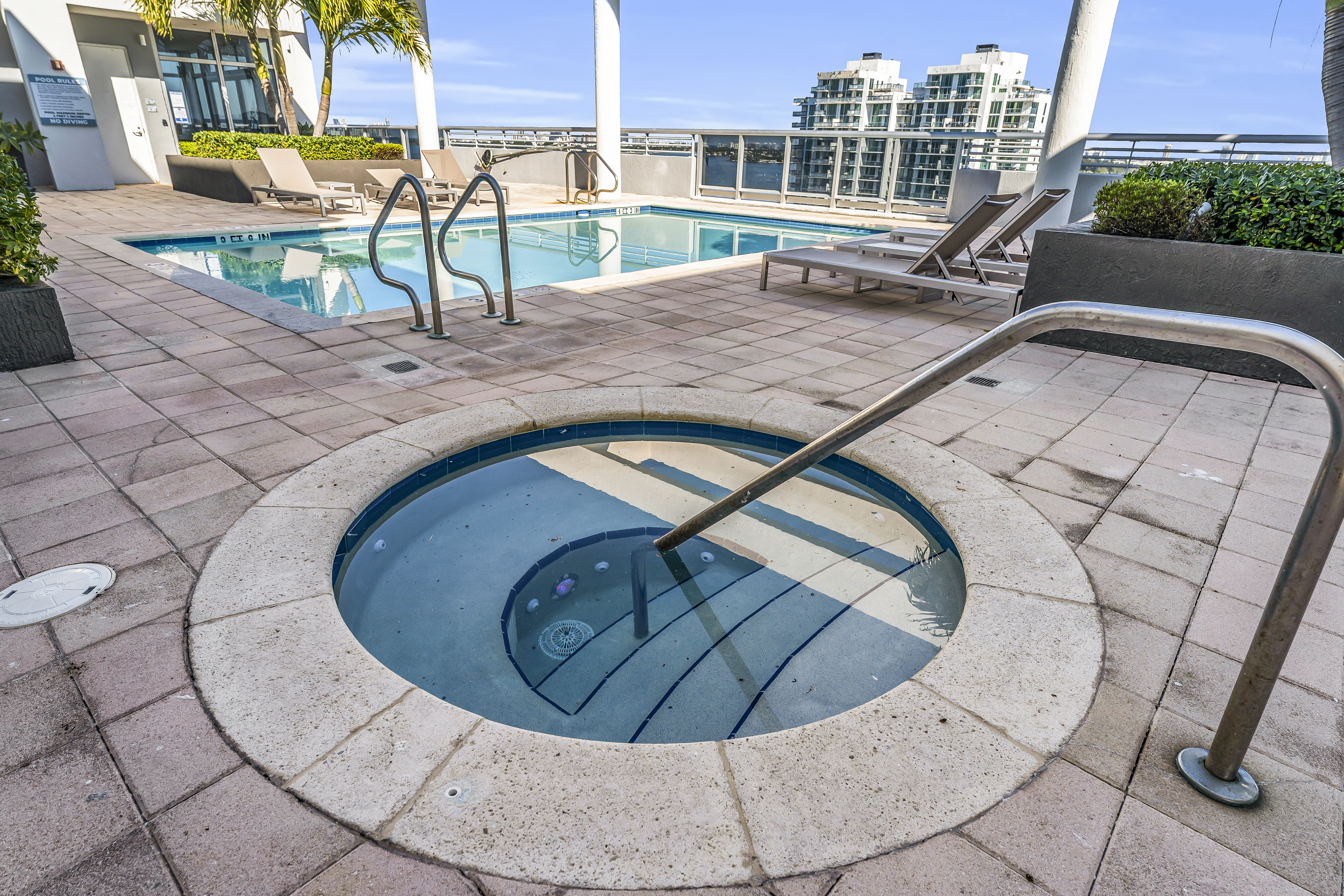 7929 West Drive North Bay Village FL 33141