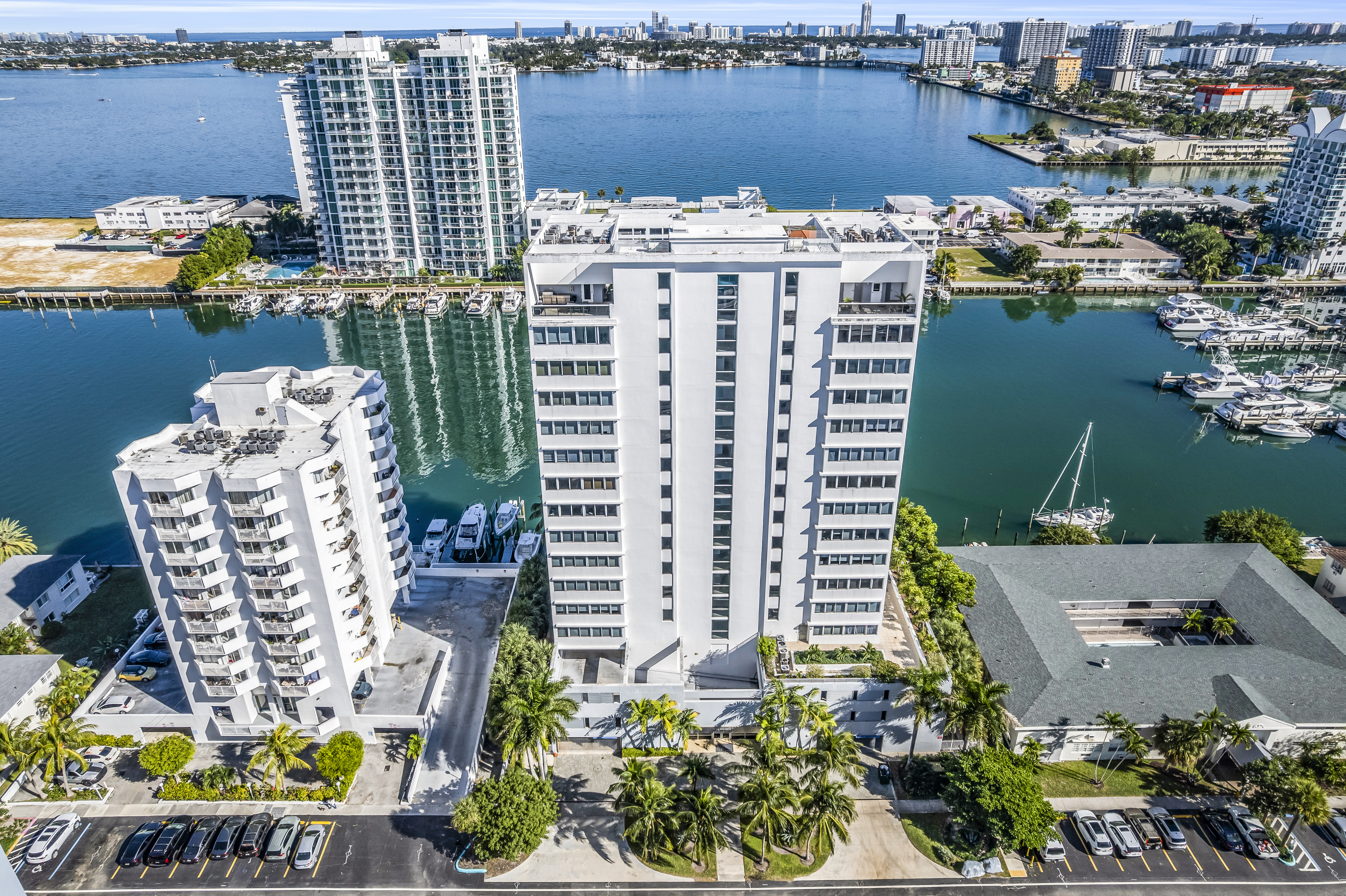 7929 West Drive North Bay Village FL 33141