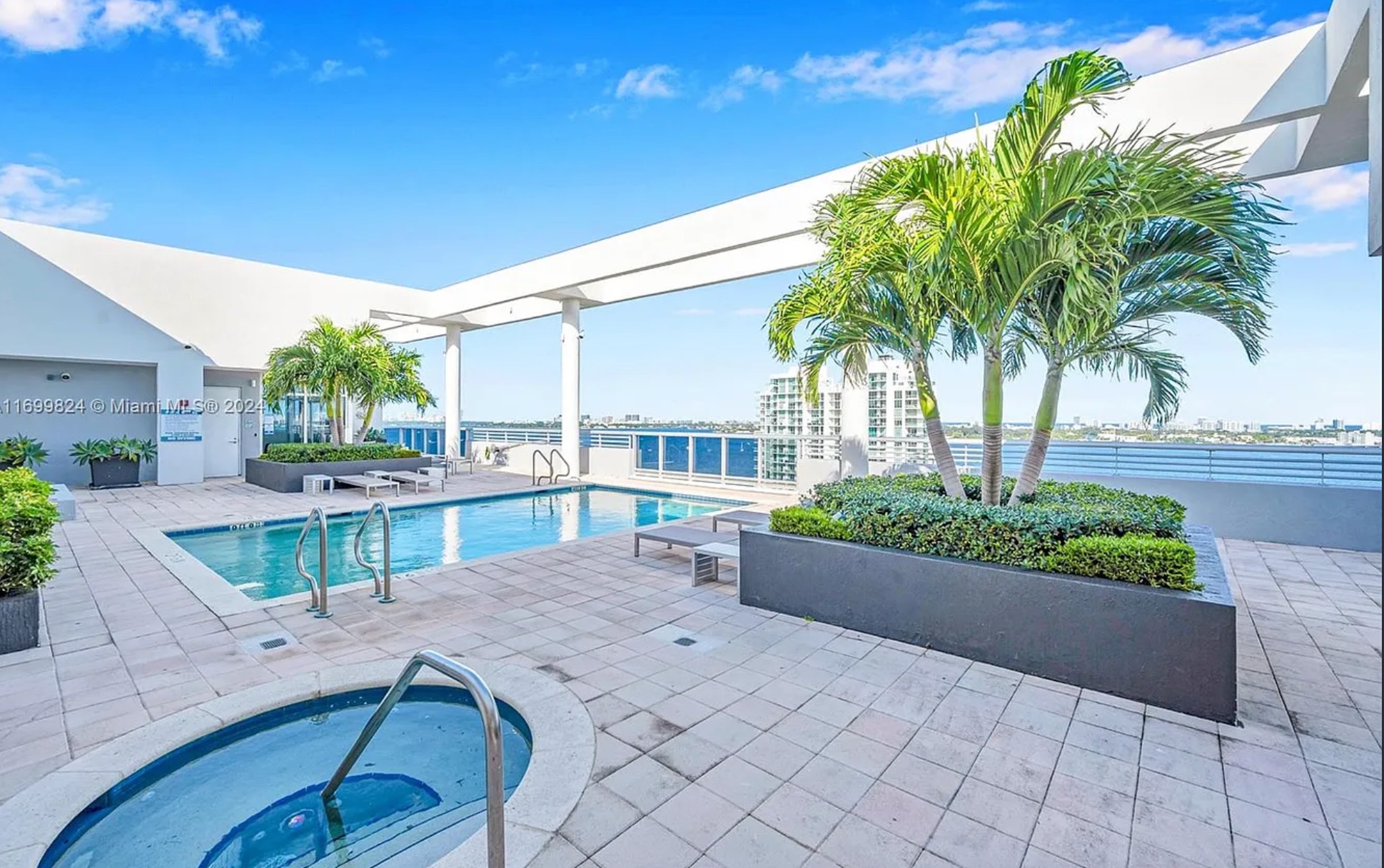 7929 West Drive North Bay Village FL 33141
