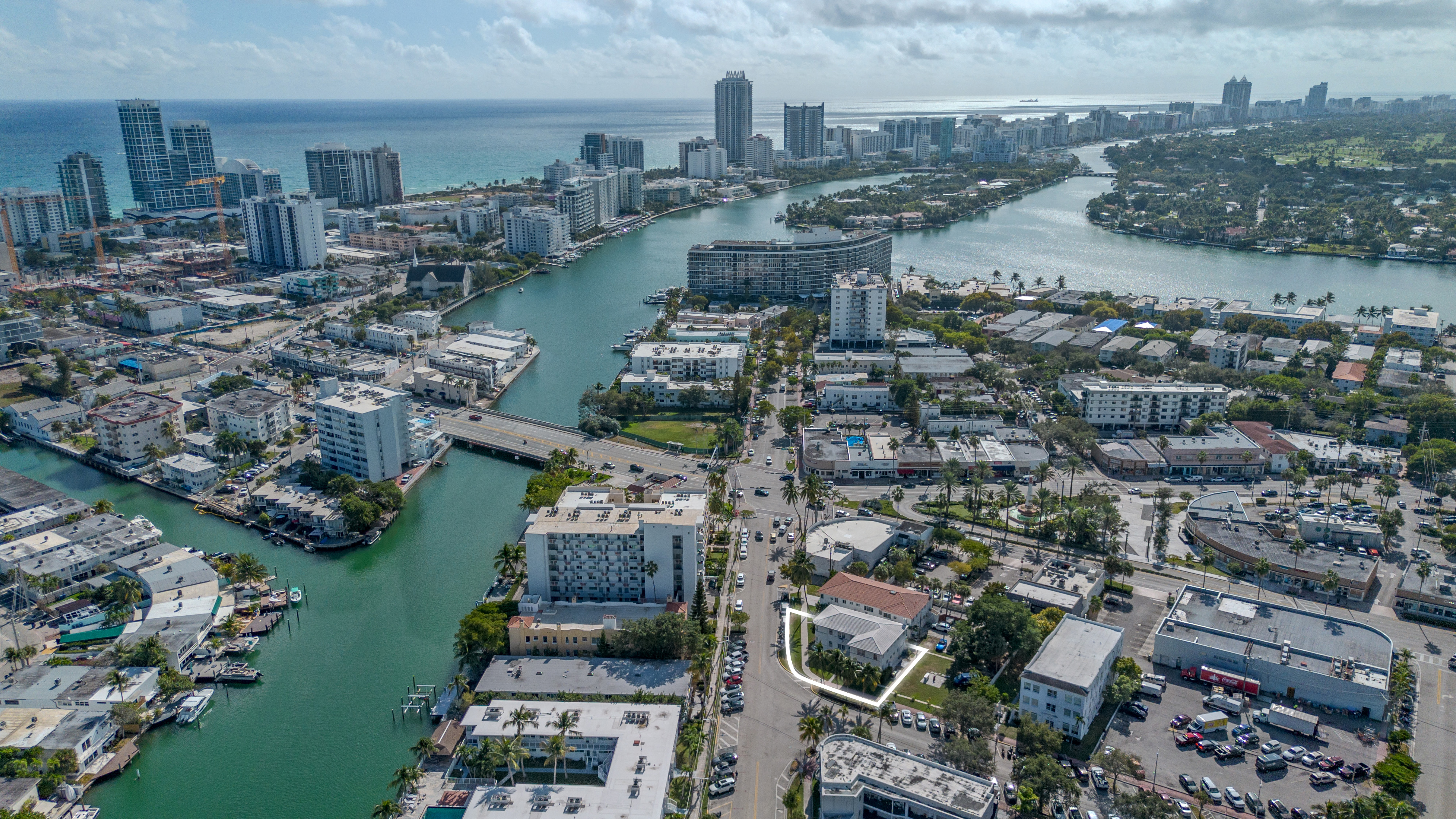 7124 Bay Drive Miami Beach FL 33141