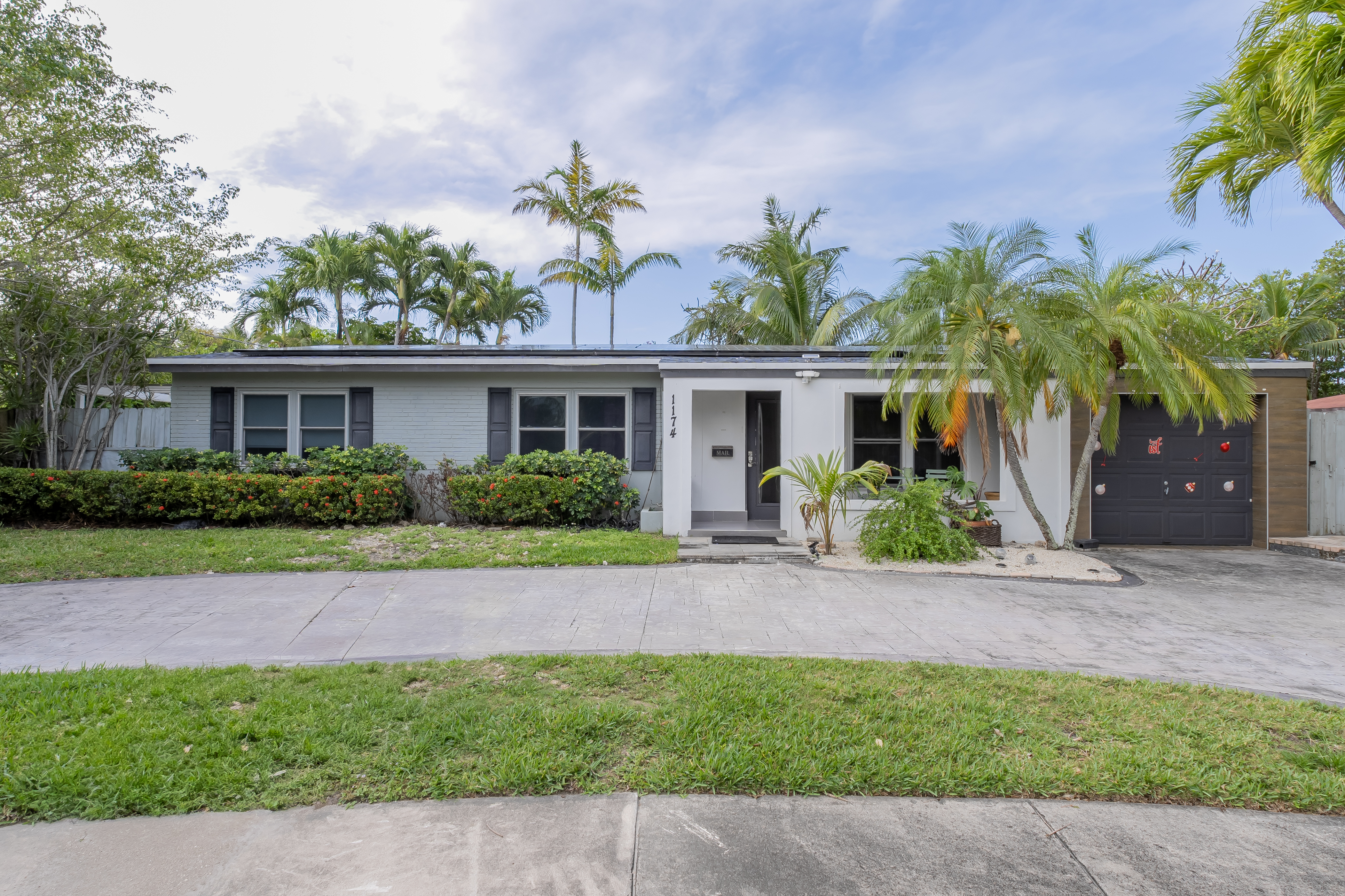 1174 Garfield Street Hollywood FL 33019