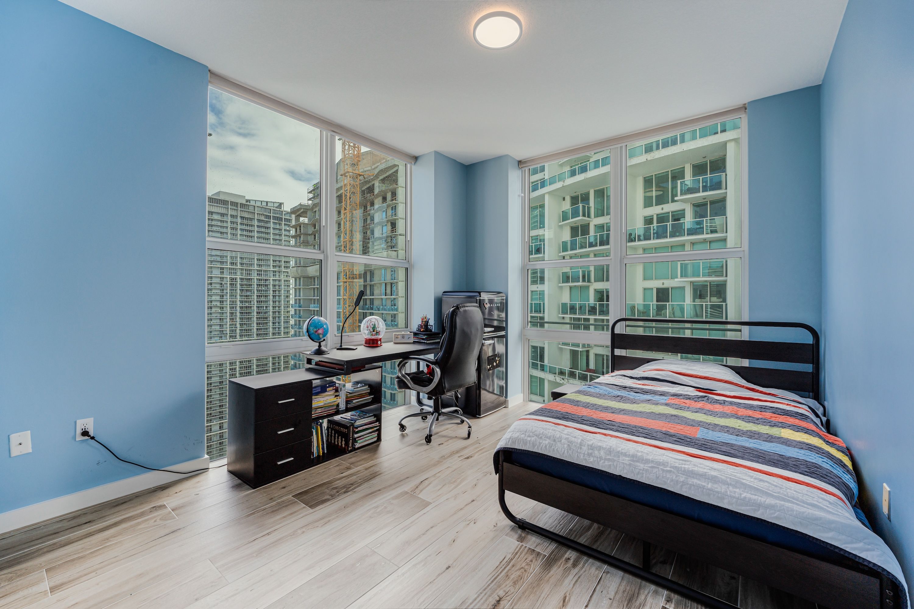 31 SE 5th Street Miami FL 33131