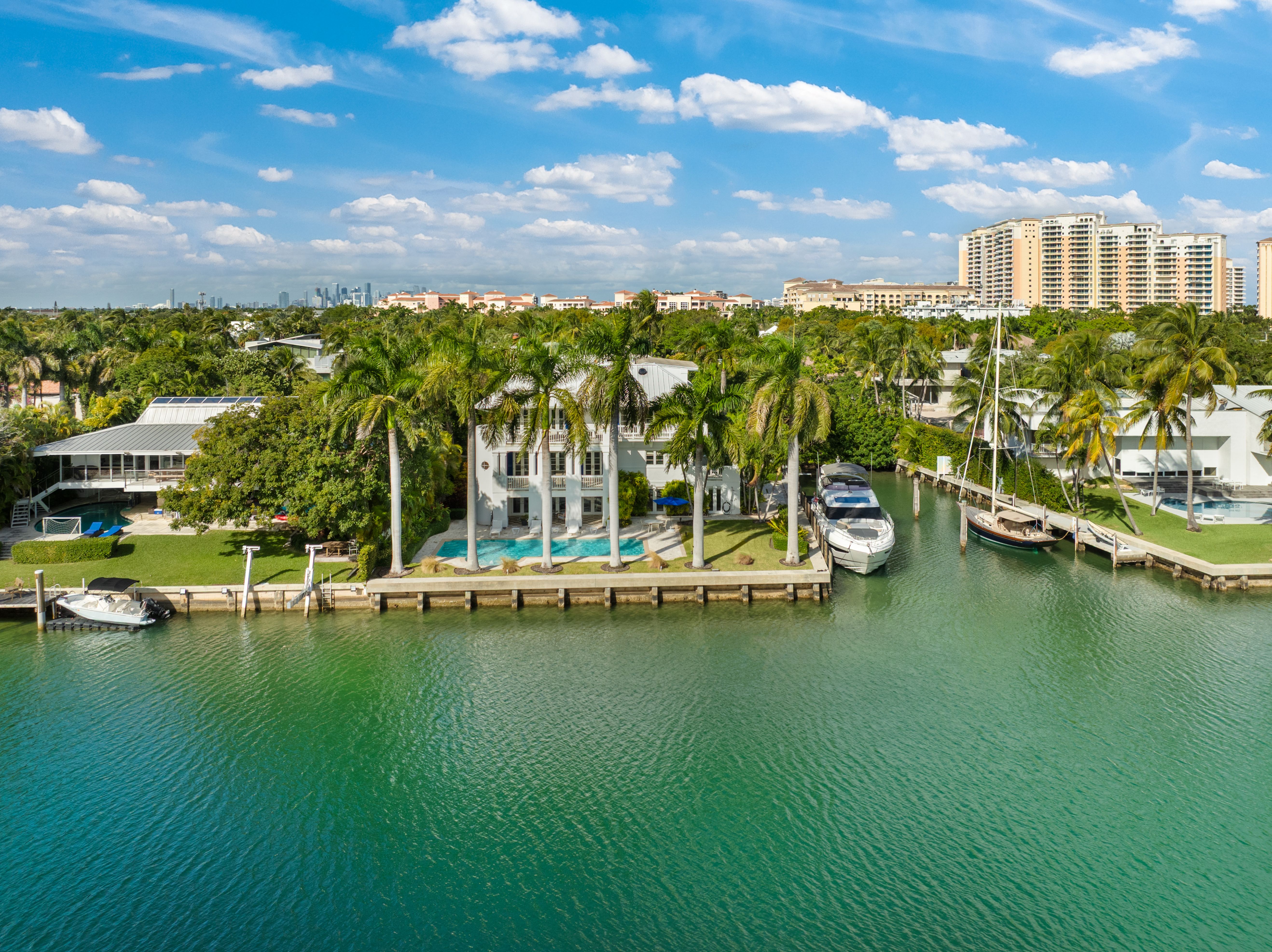 100 Cape Florida Drive Key Biscayne FL 33149