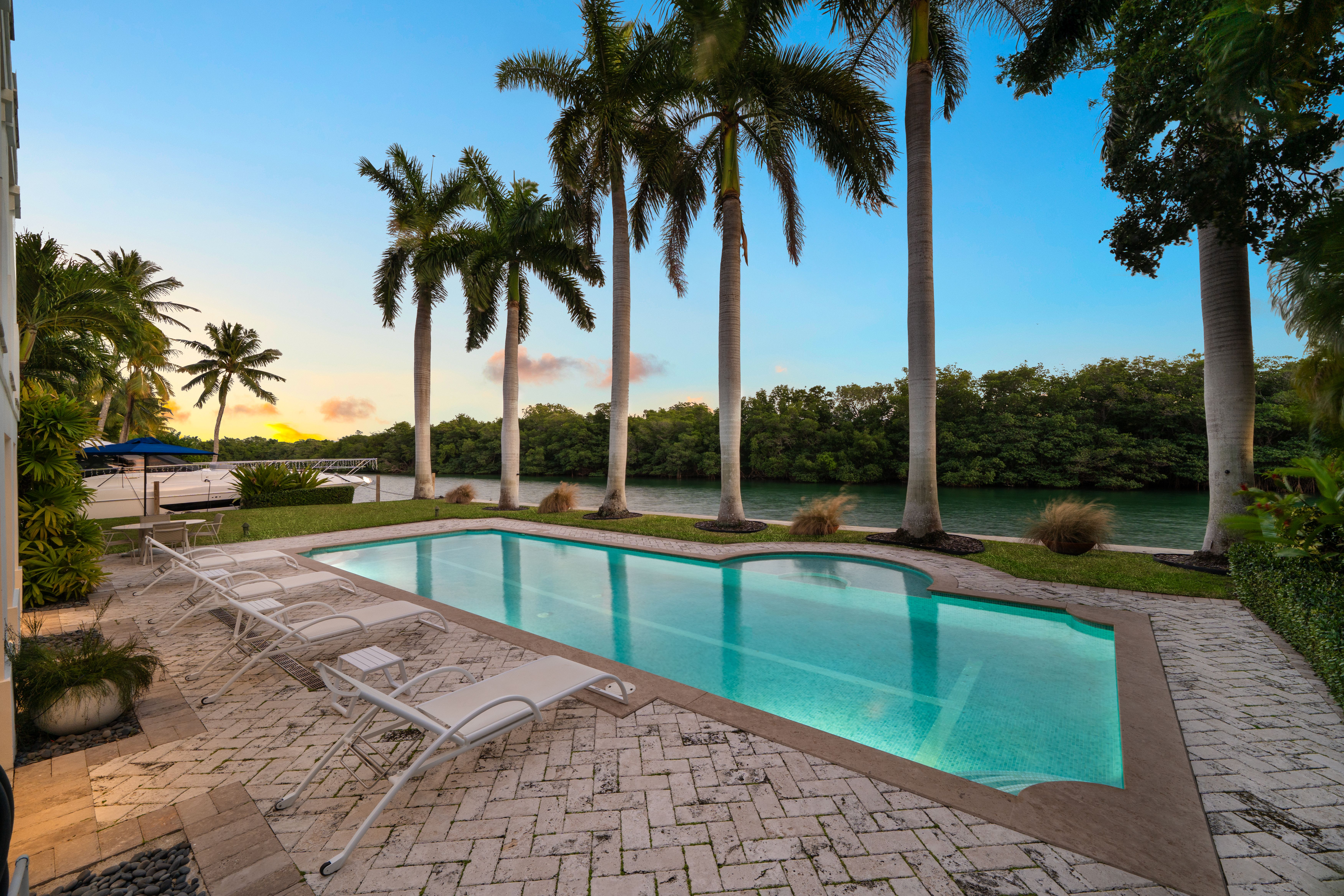 100 Cape Florida Drive Key Biscayne FL 33149