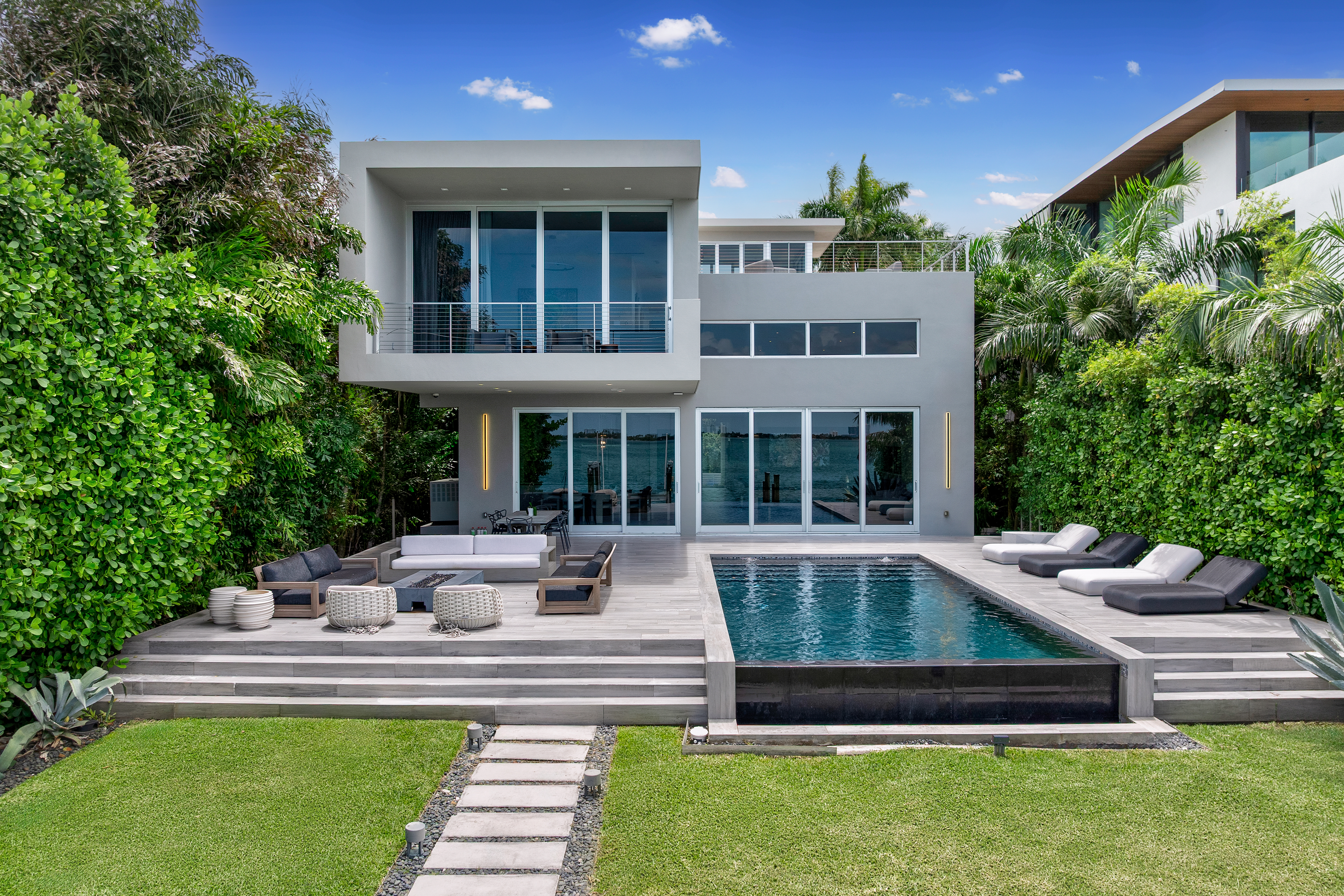 1379 N Venetian Way Miami FL 33139