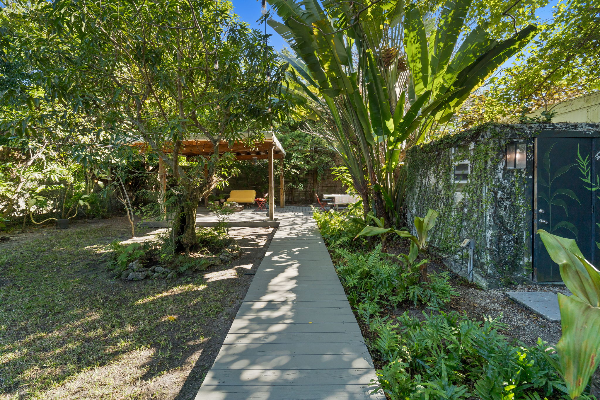 1851 SW 2nd Court Miami FL 33129