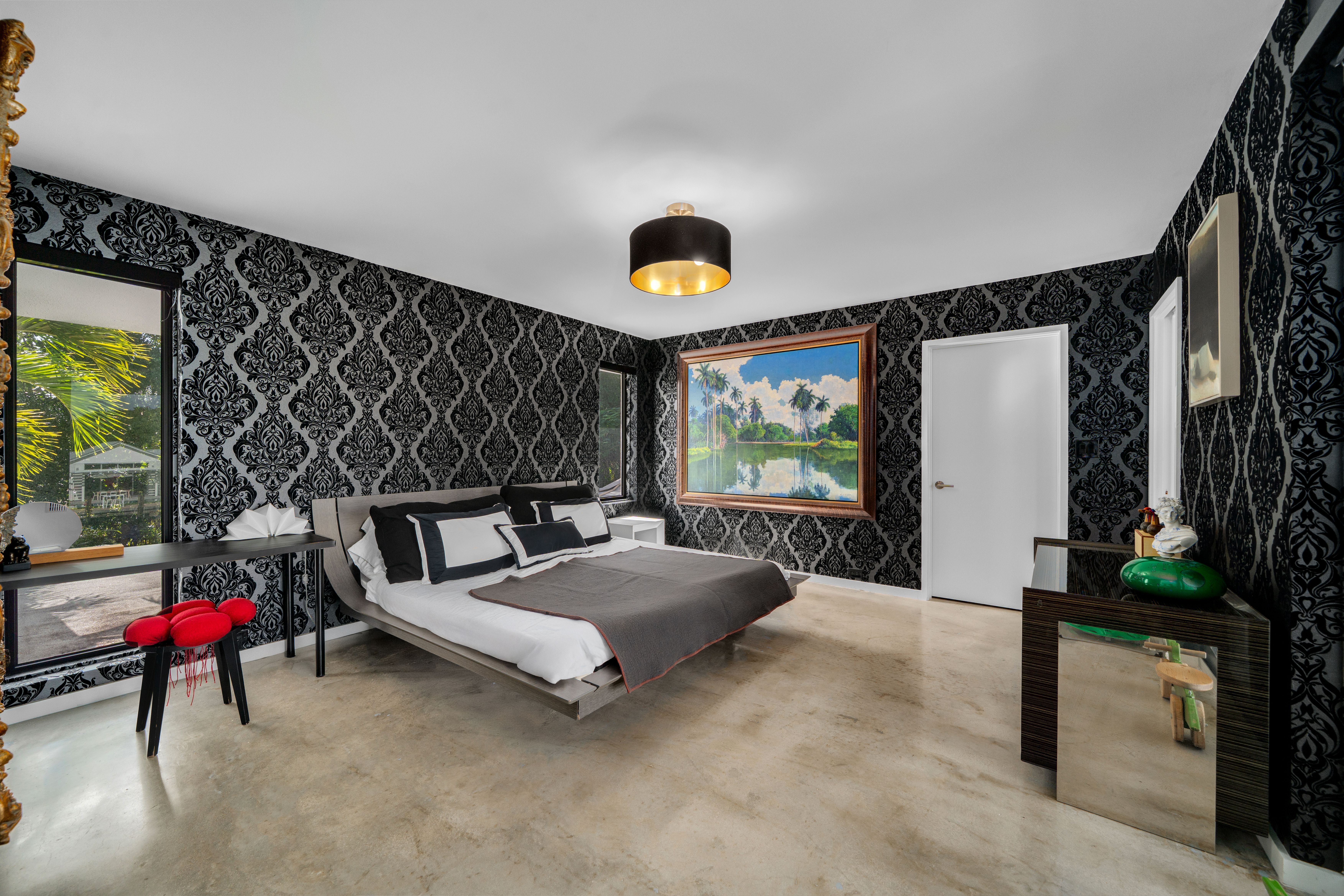 121 Knollwood Drive Key Biscayne FL 33149