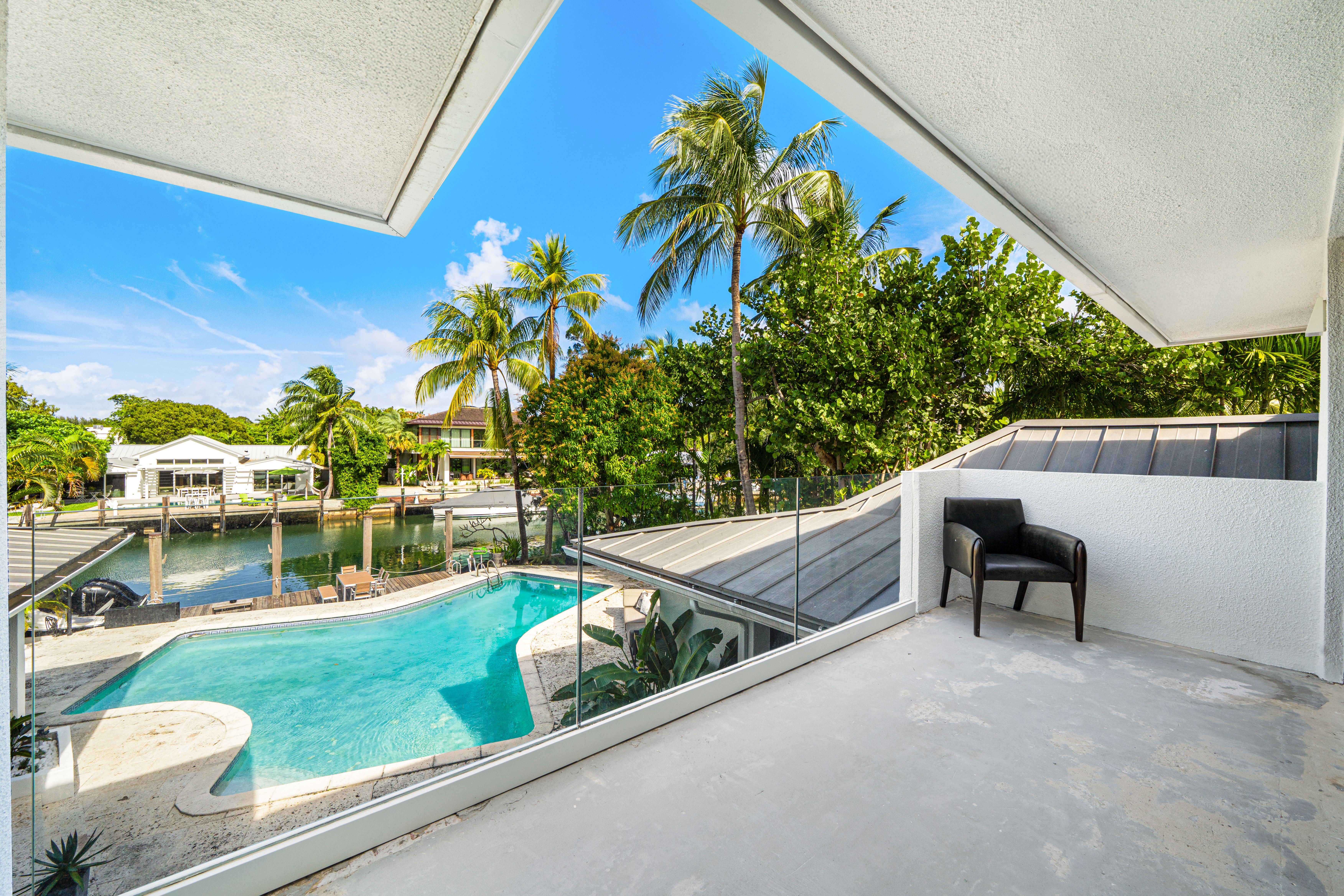 121 Knollwood Drive Key Biscayne FL 33149