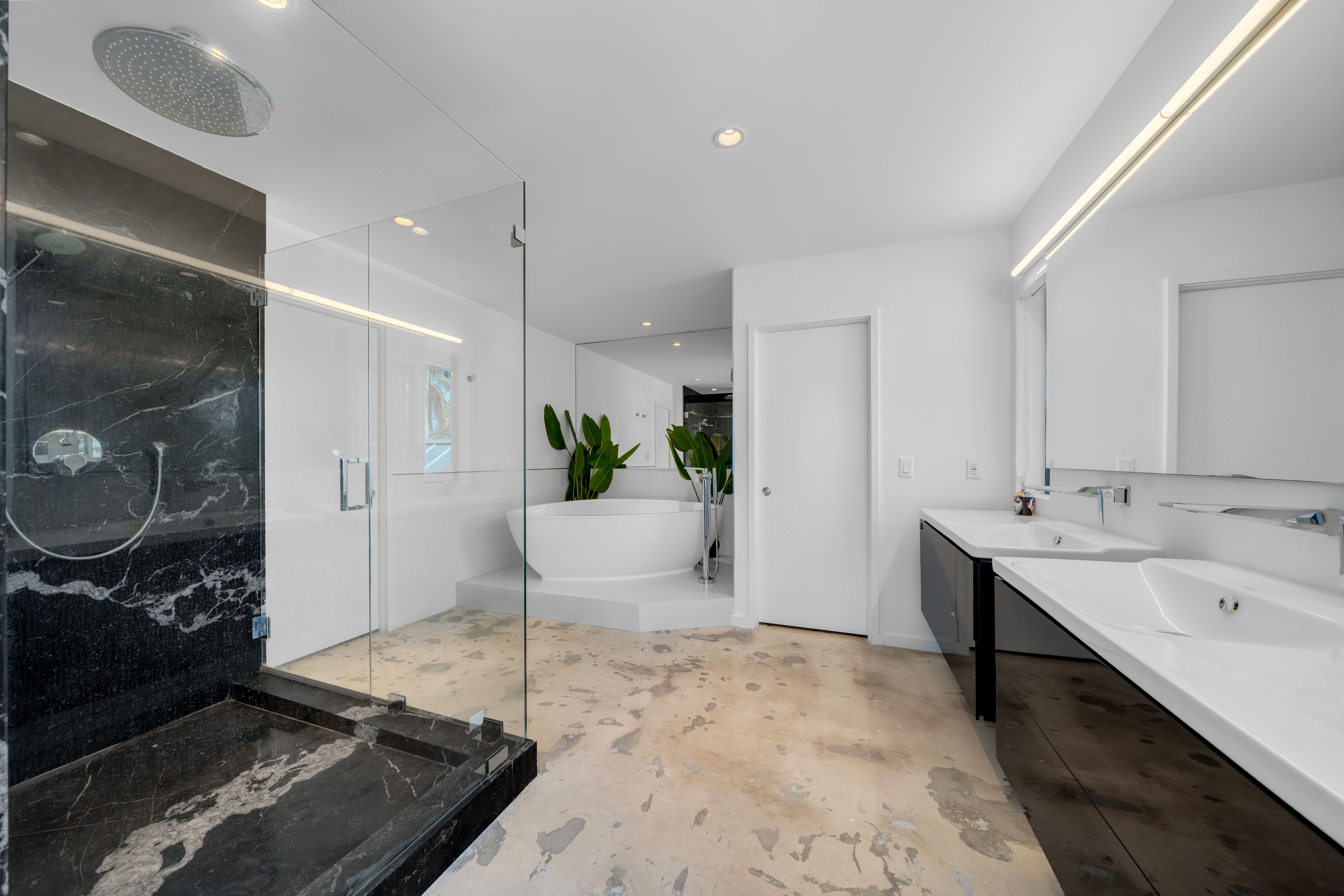 121 Knollwood Drive Key Biscayne FL 33149