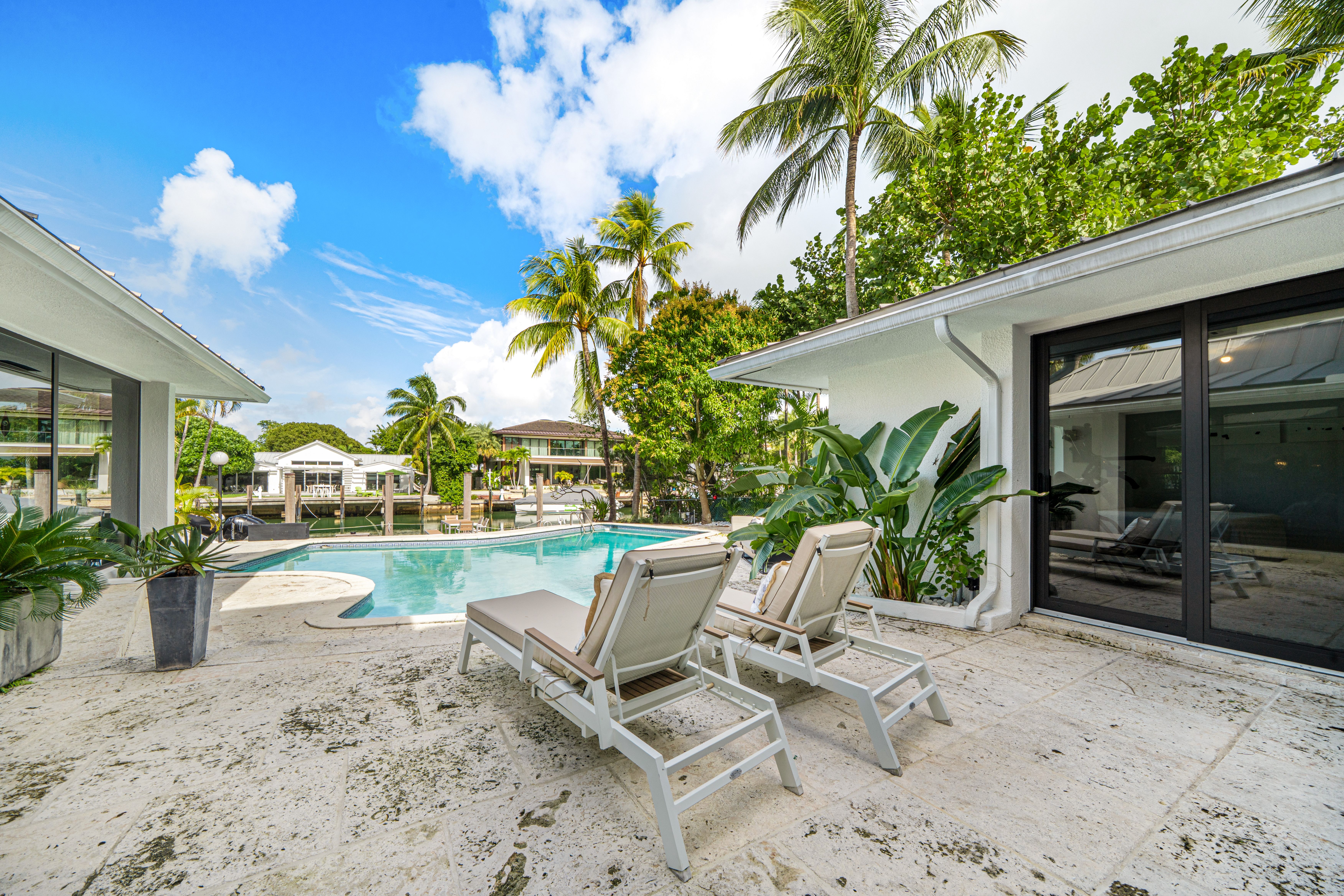 121 Knollwood Drive Key Biscayne FL 33149