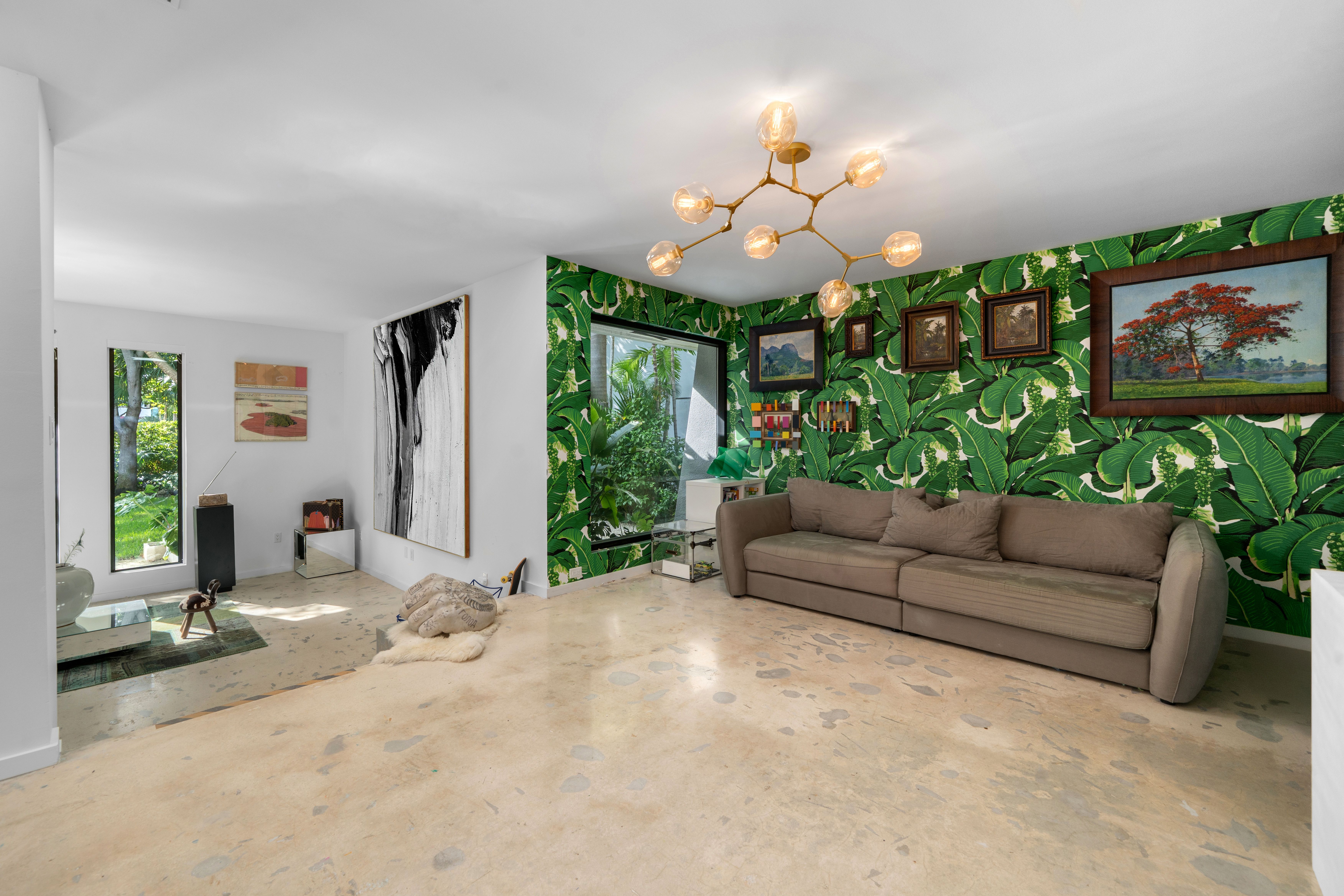 121 Knollwood Drive Key Biscayne FL 33149