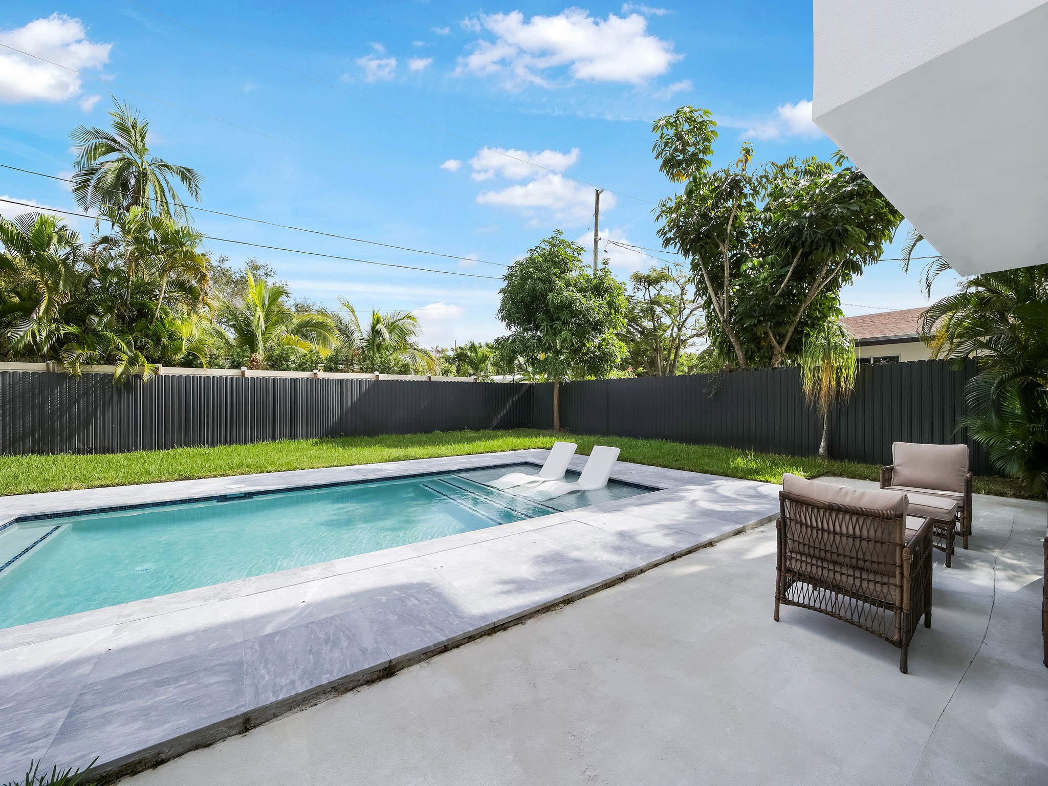 3056 NE 14th Avenue Oakland Park FL 33334