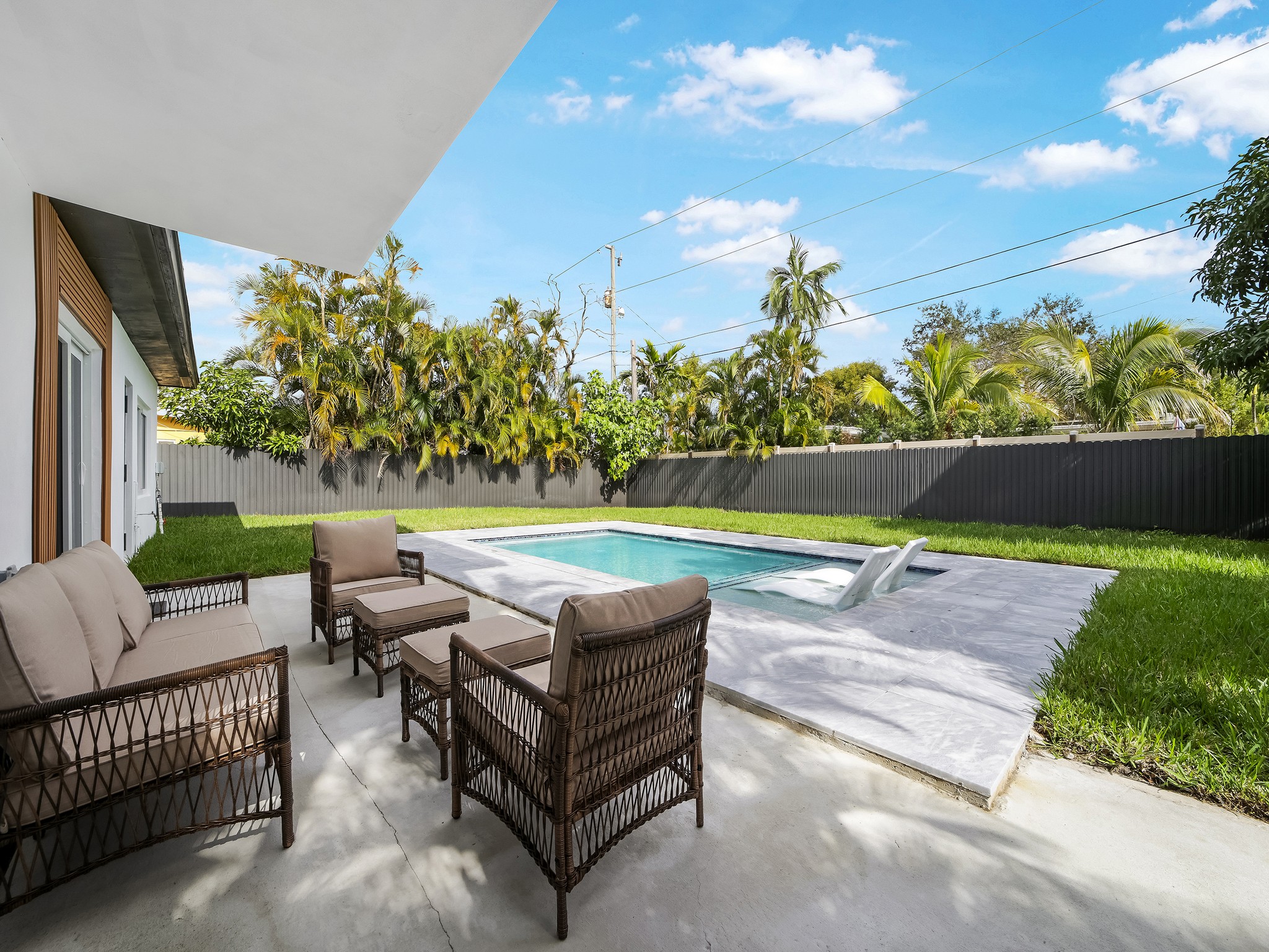 3056 NE 14th Avenue Oakland Park FL 33334