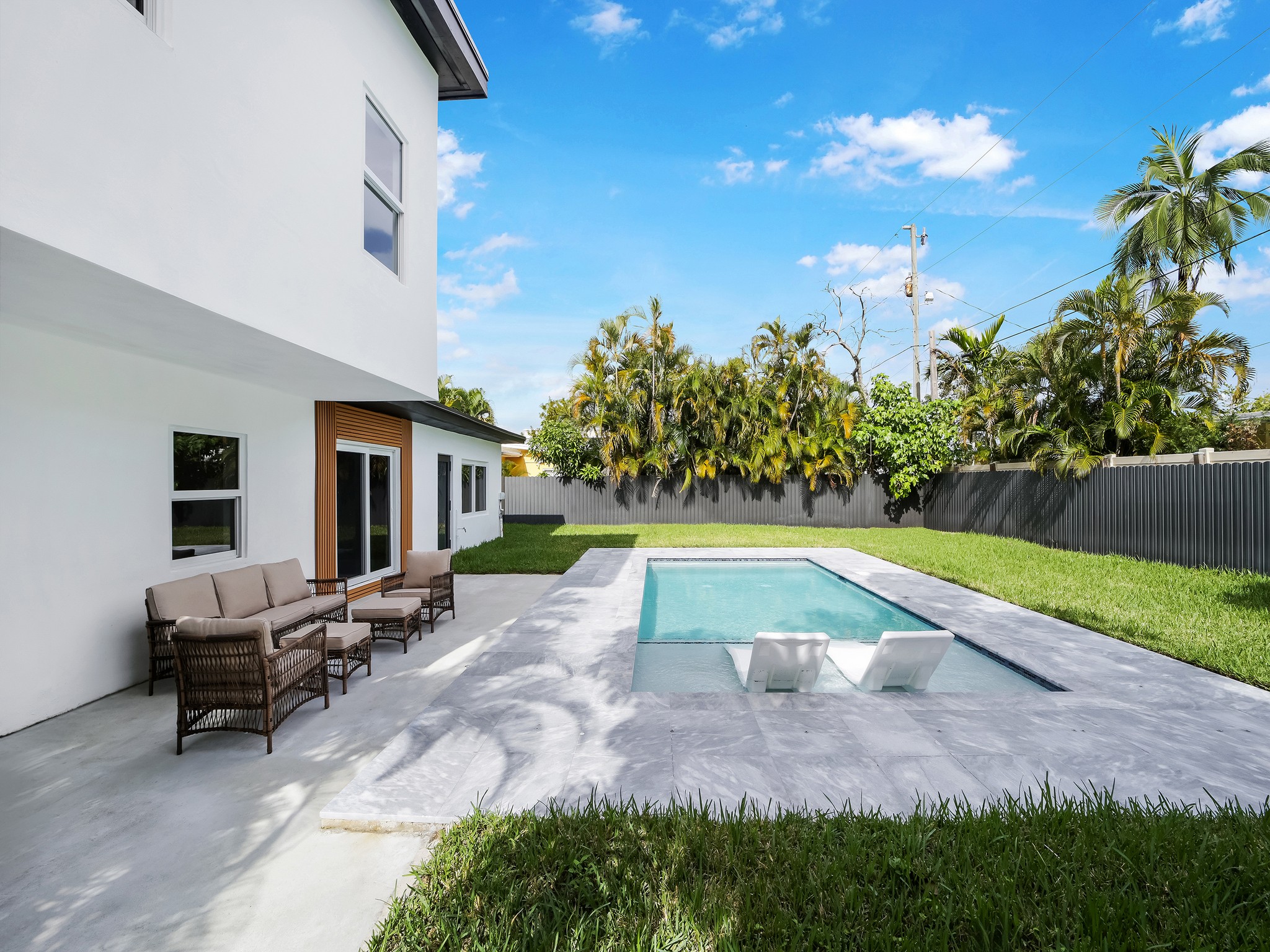 3056 NE 14th Avenue Oakland Park FL 33334