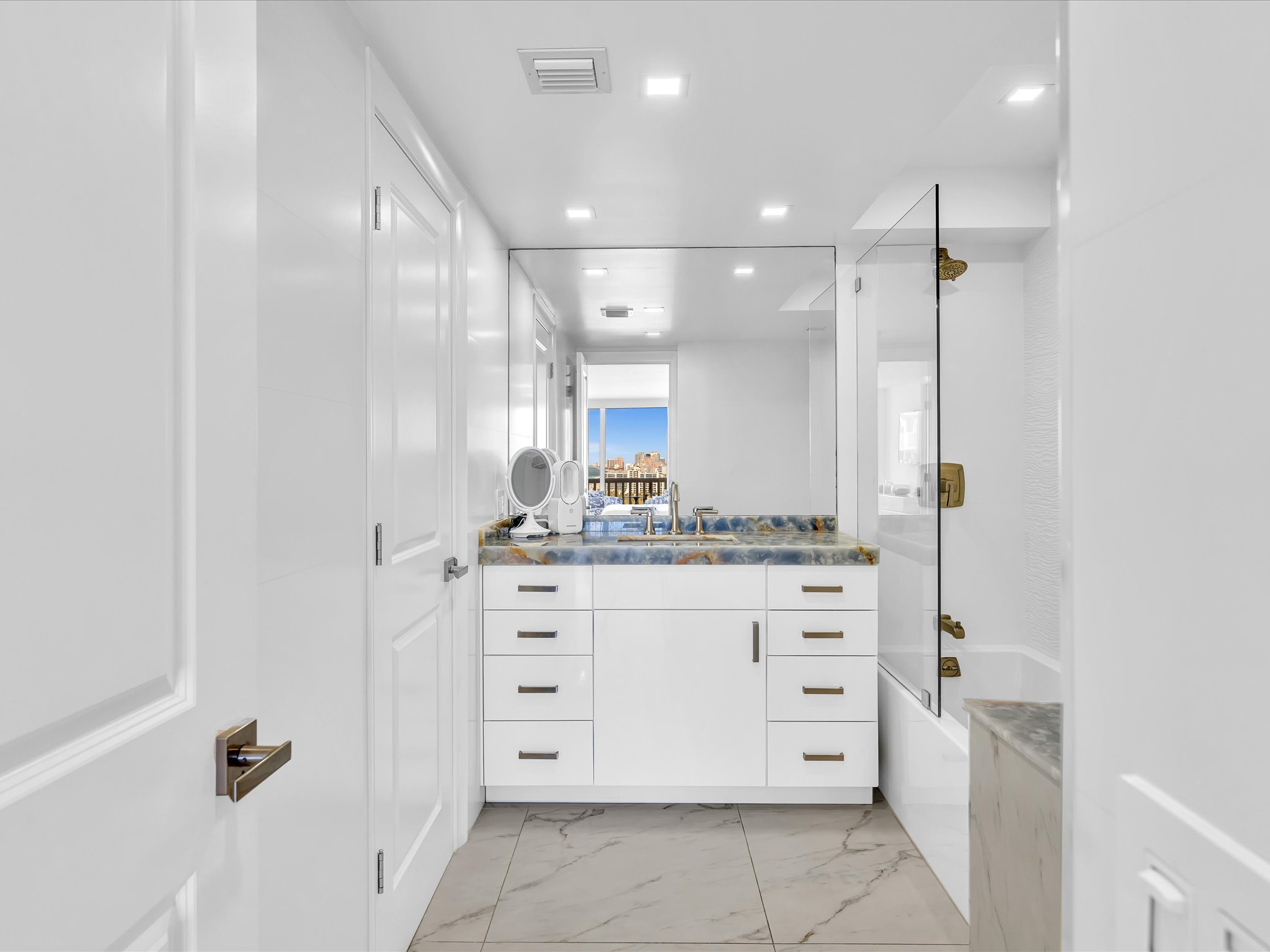 2200 S Ocean Lane Fort Lauderdale FL 33316