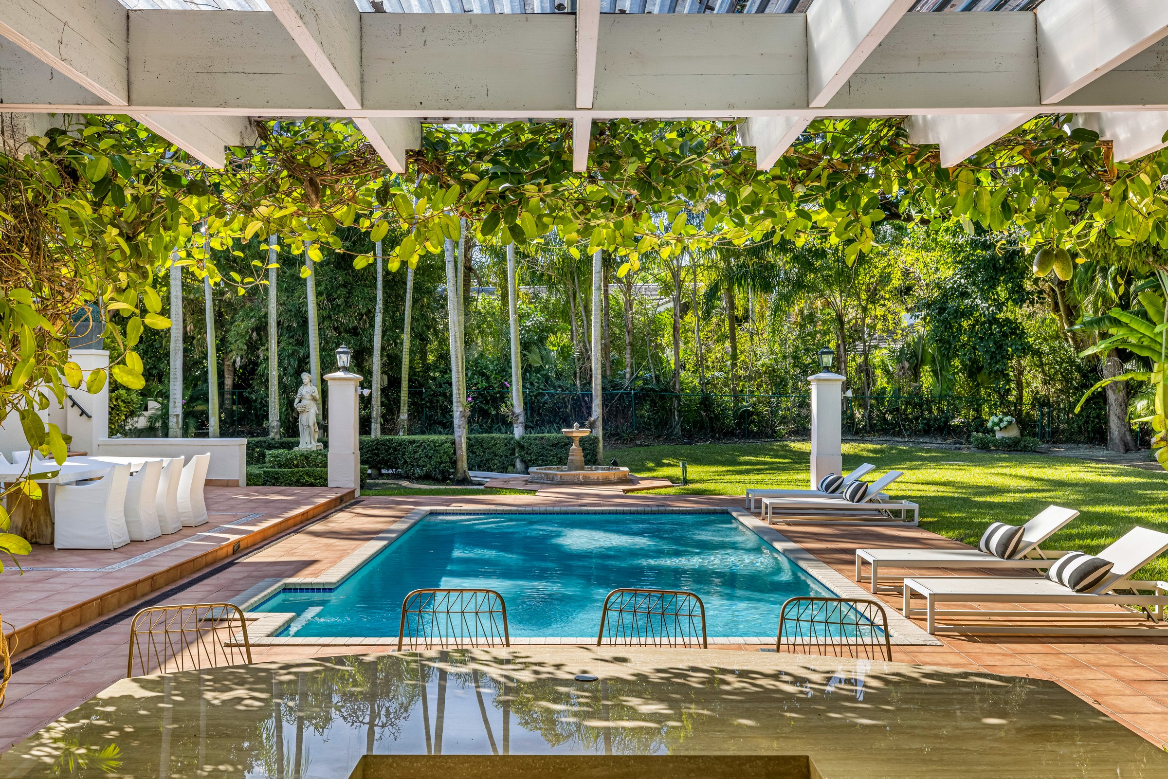 8000 Los Pinos Boulevard Coral Gables FL 33143