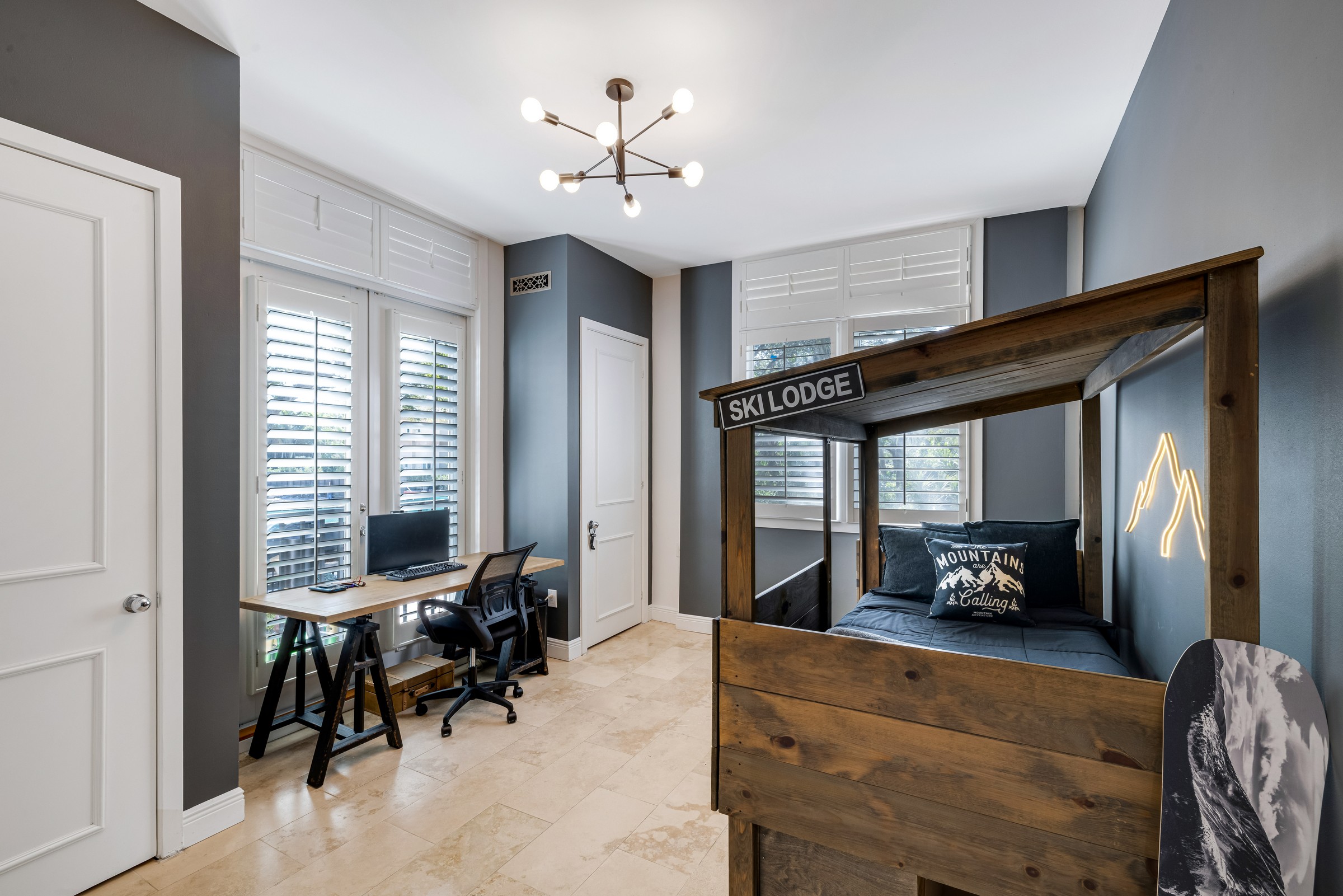 8000 Los Pinos Boulevard Coral Gables FL 33143
