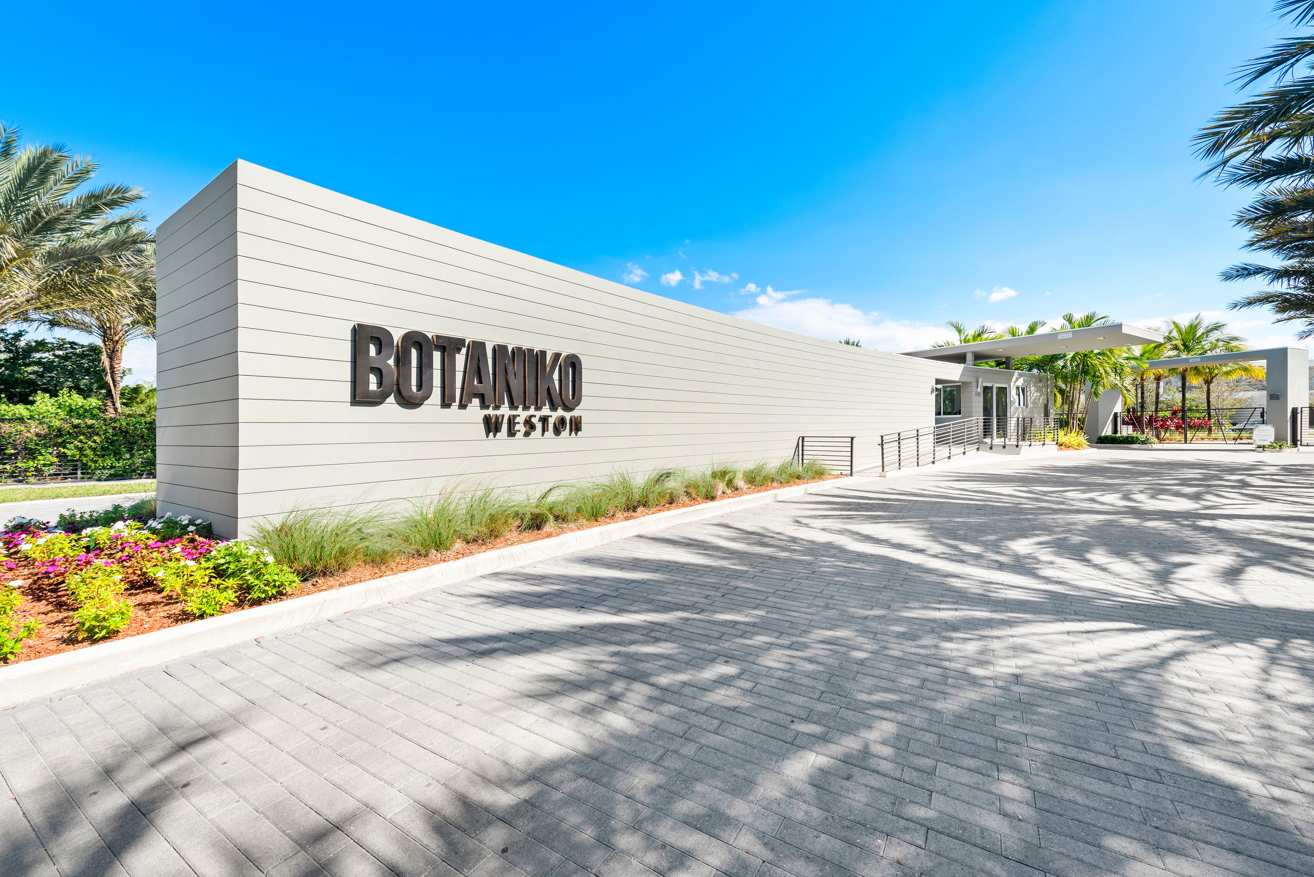 16492 S Botaniko Drive S Weston FL 33326
