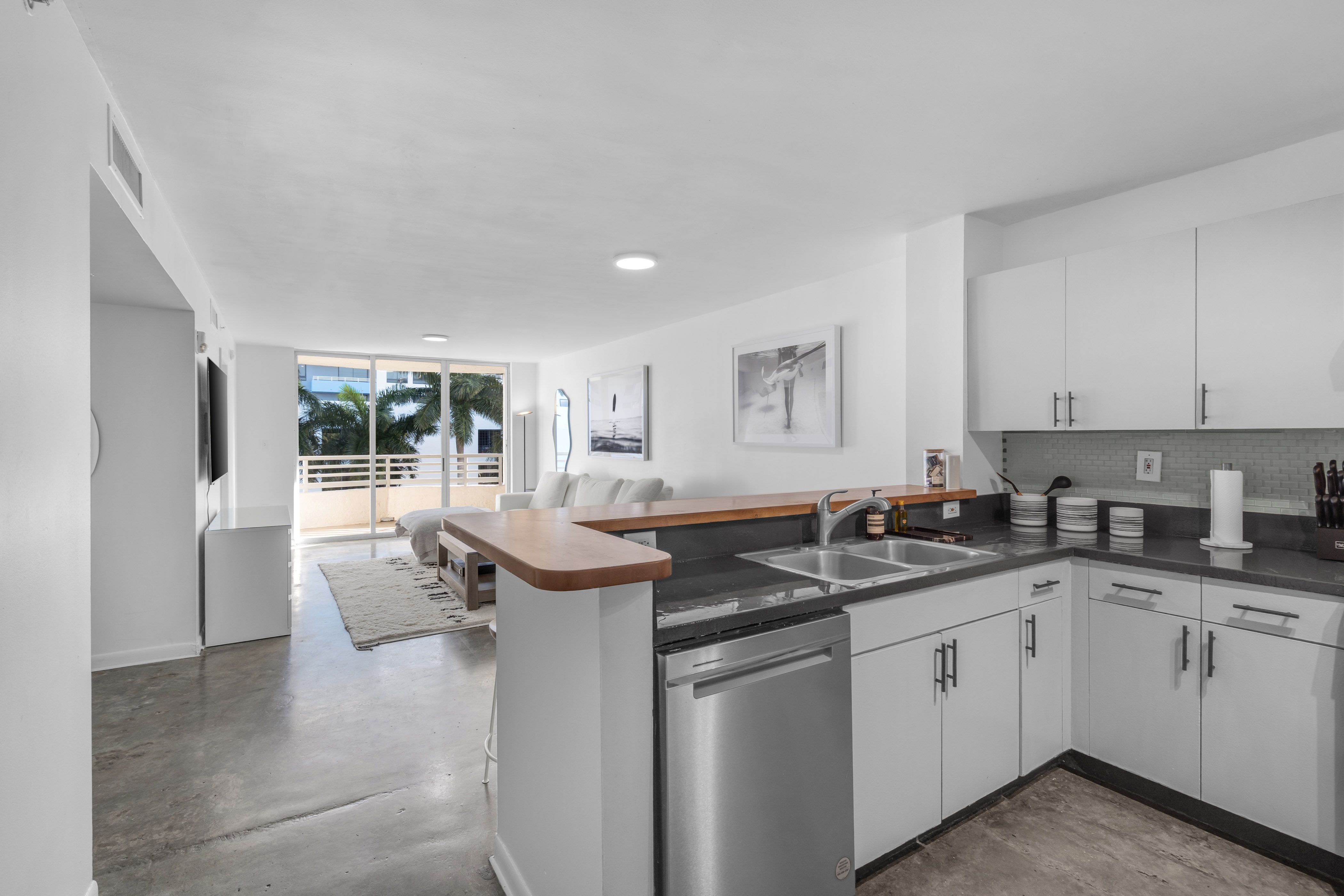 1401 Bay Road Miami Beach FL 33139
